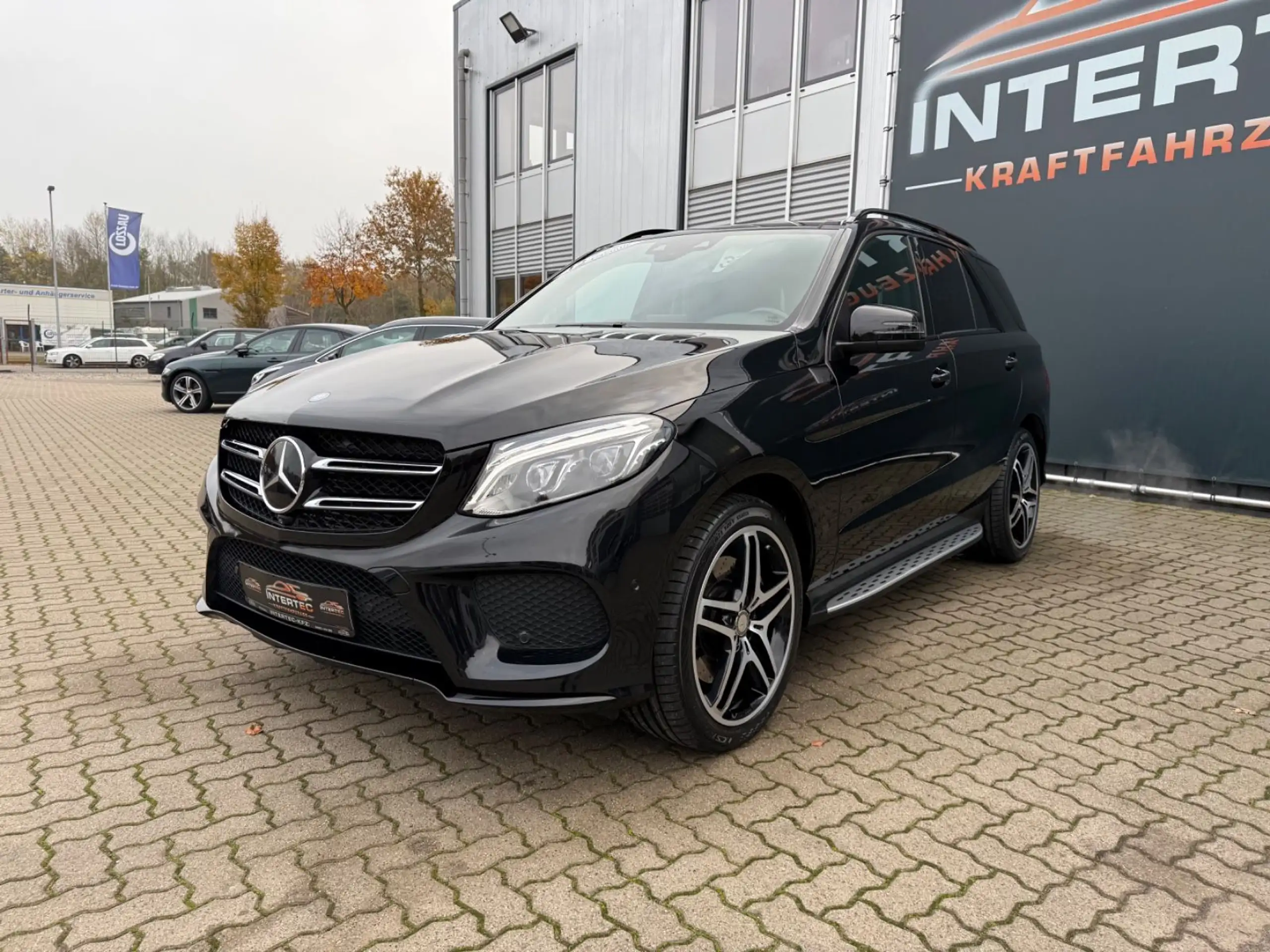 Mercedes-Benz - GLE 350