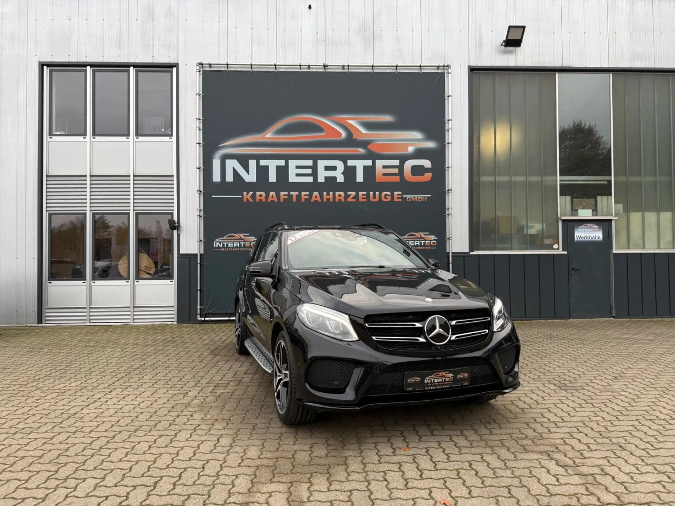 Mercedes-Benz - GLE 350