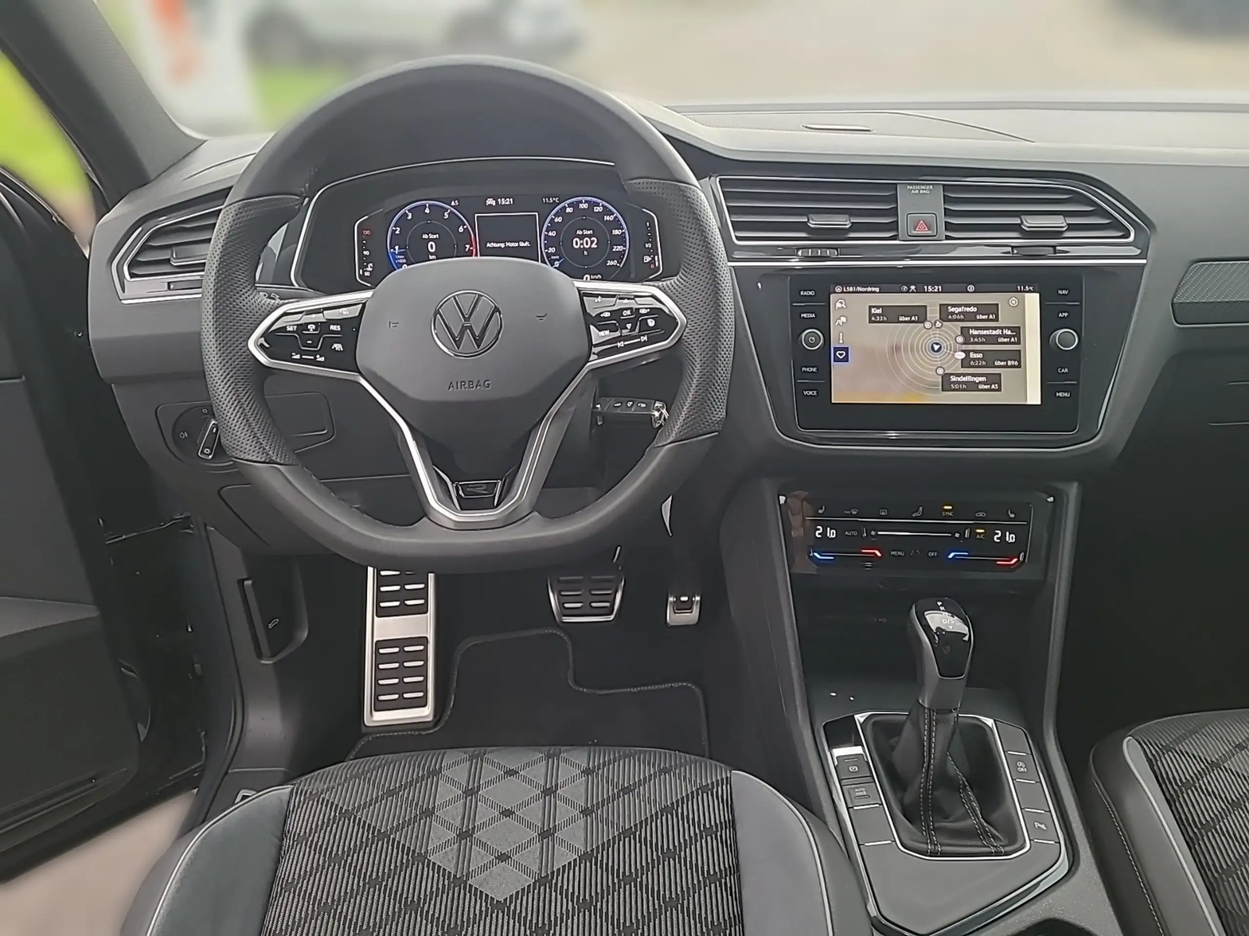 Volkswagen - Tiguan