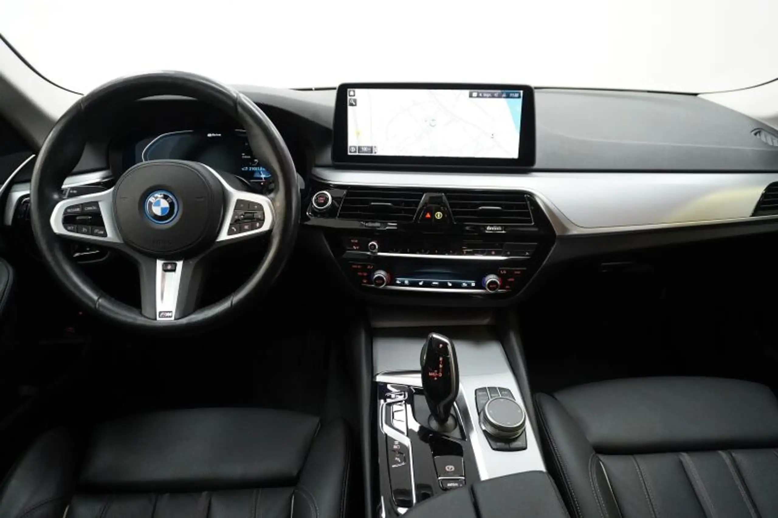 BMW - 530