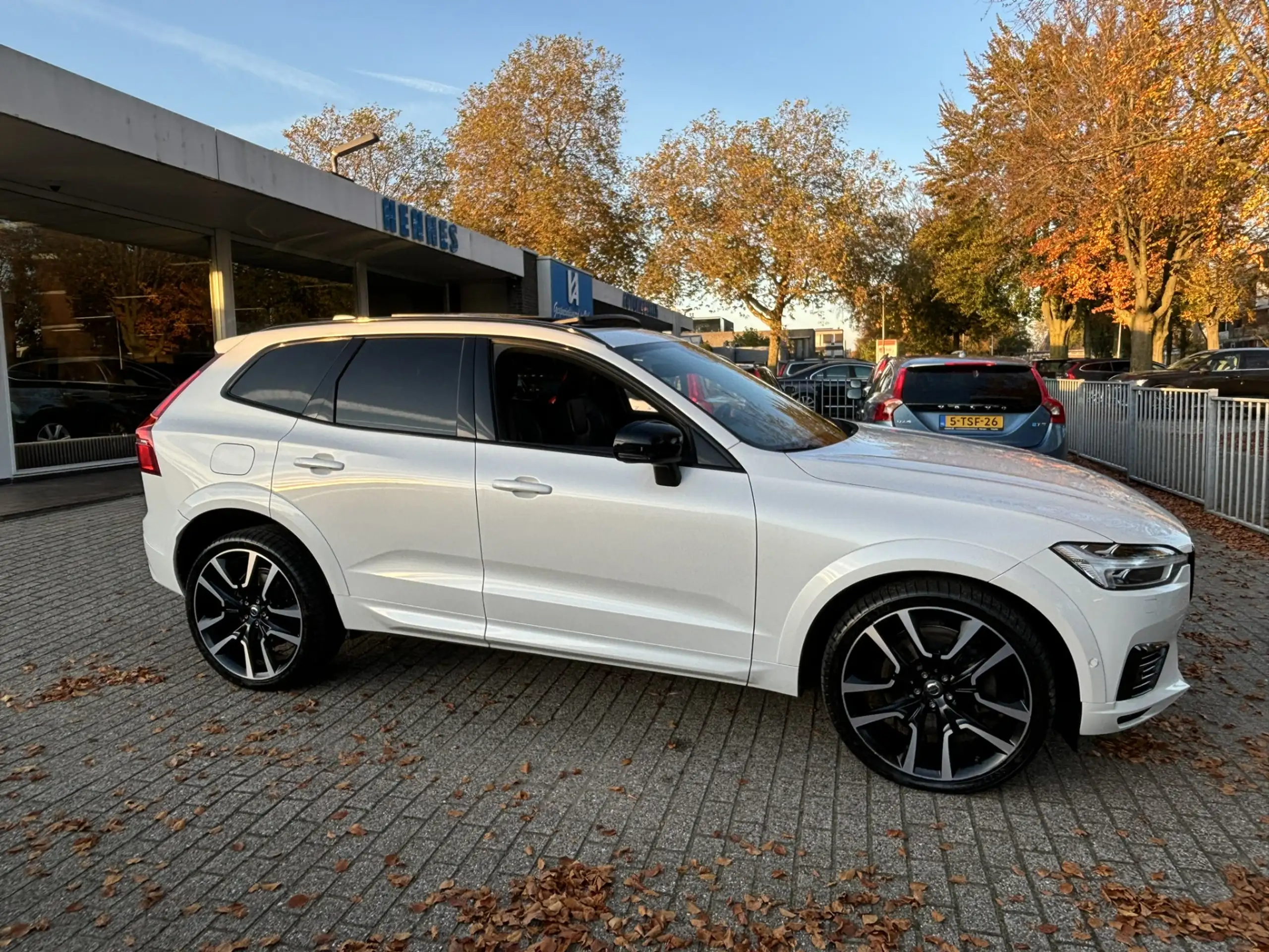 Volvo - XC60