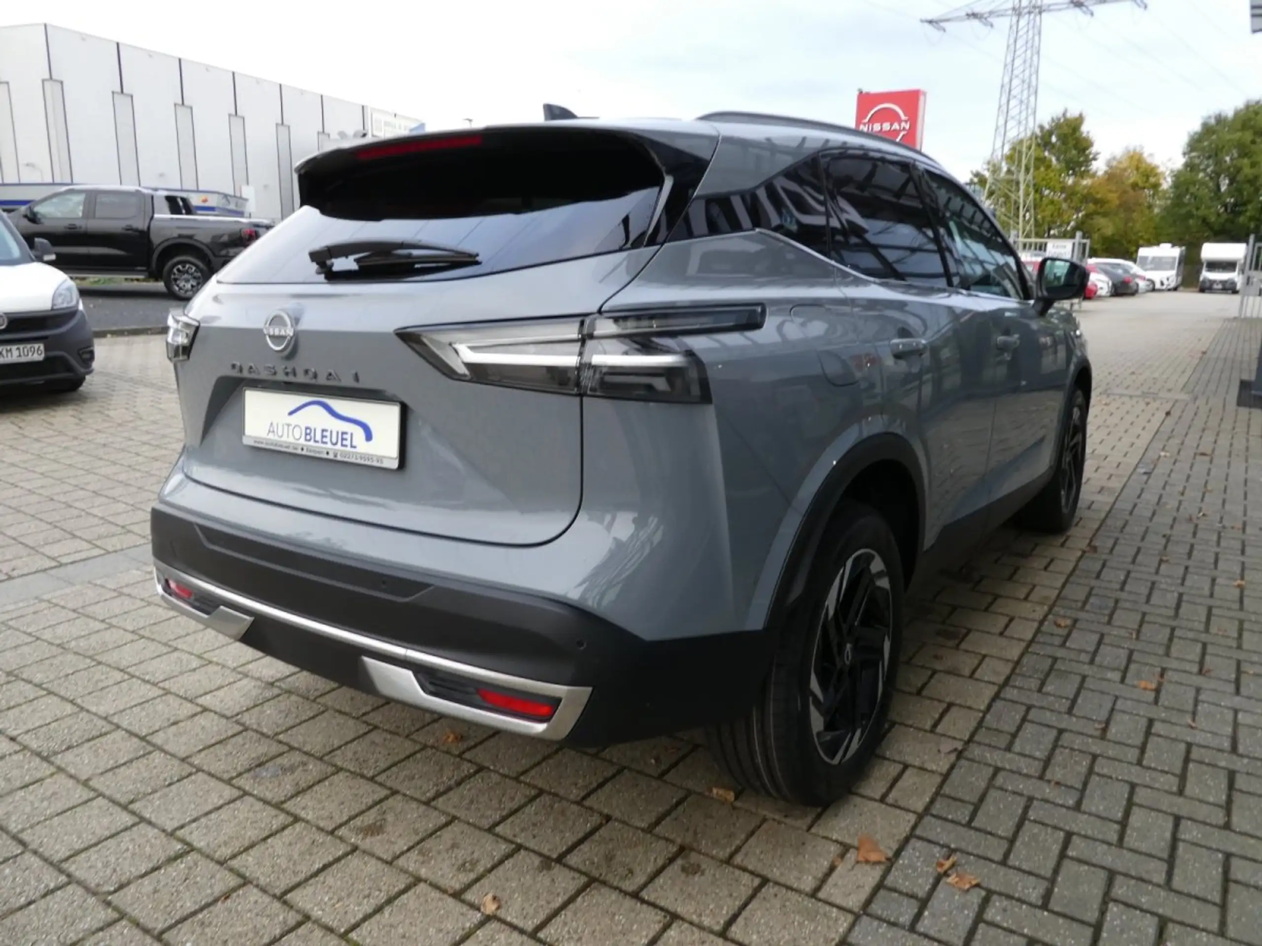 Nissan - Qashqai