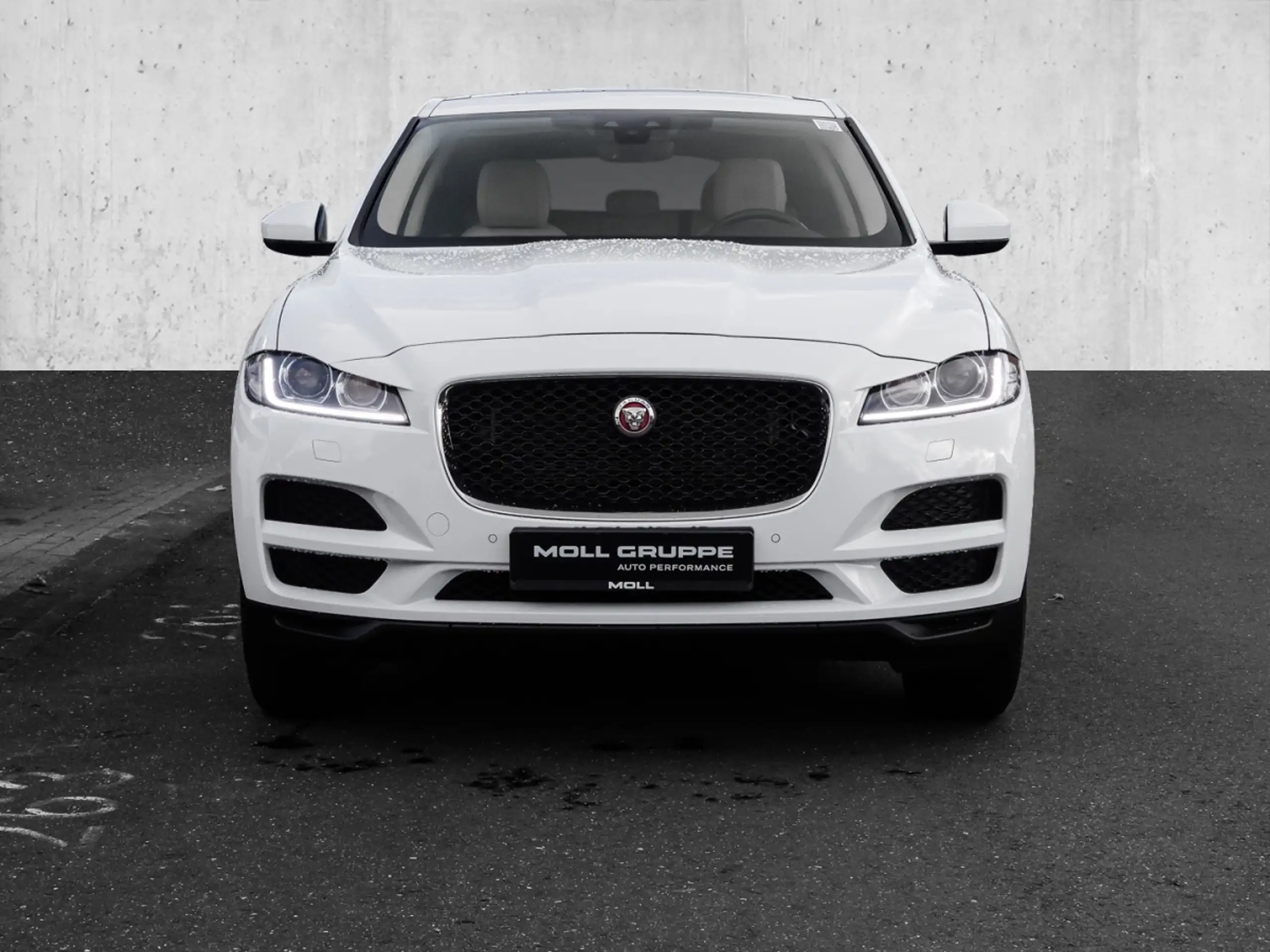 Jaguar - F-Pace