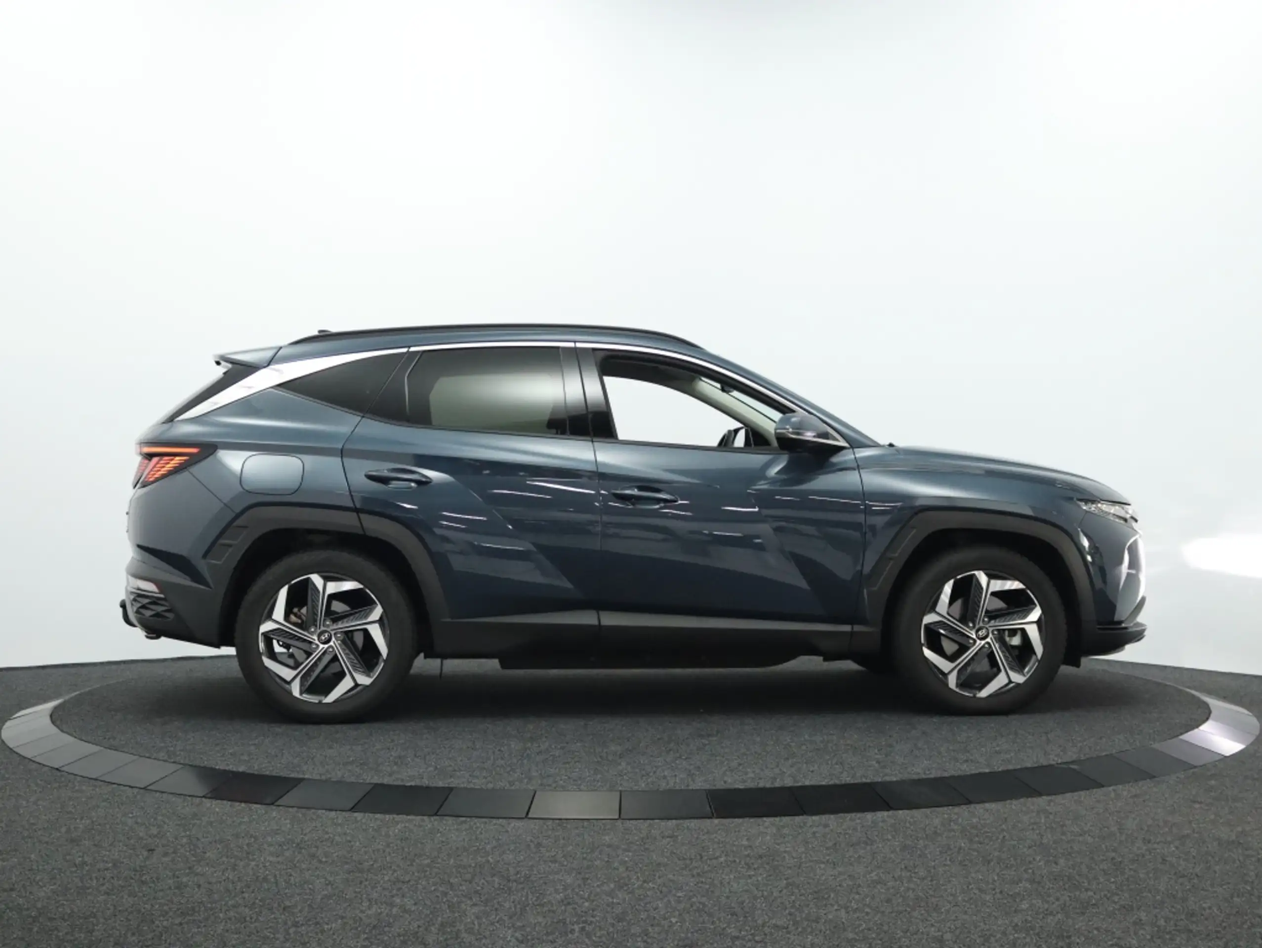 Hyundai - TUCSON