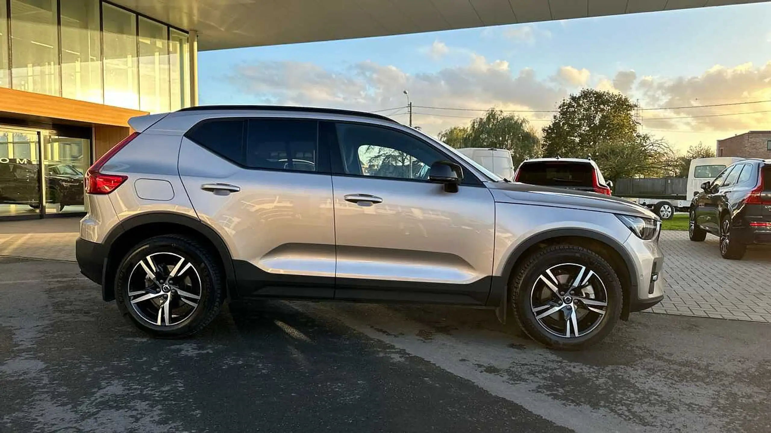 Volvo - XC40