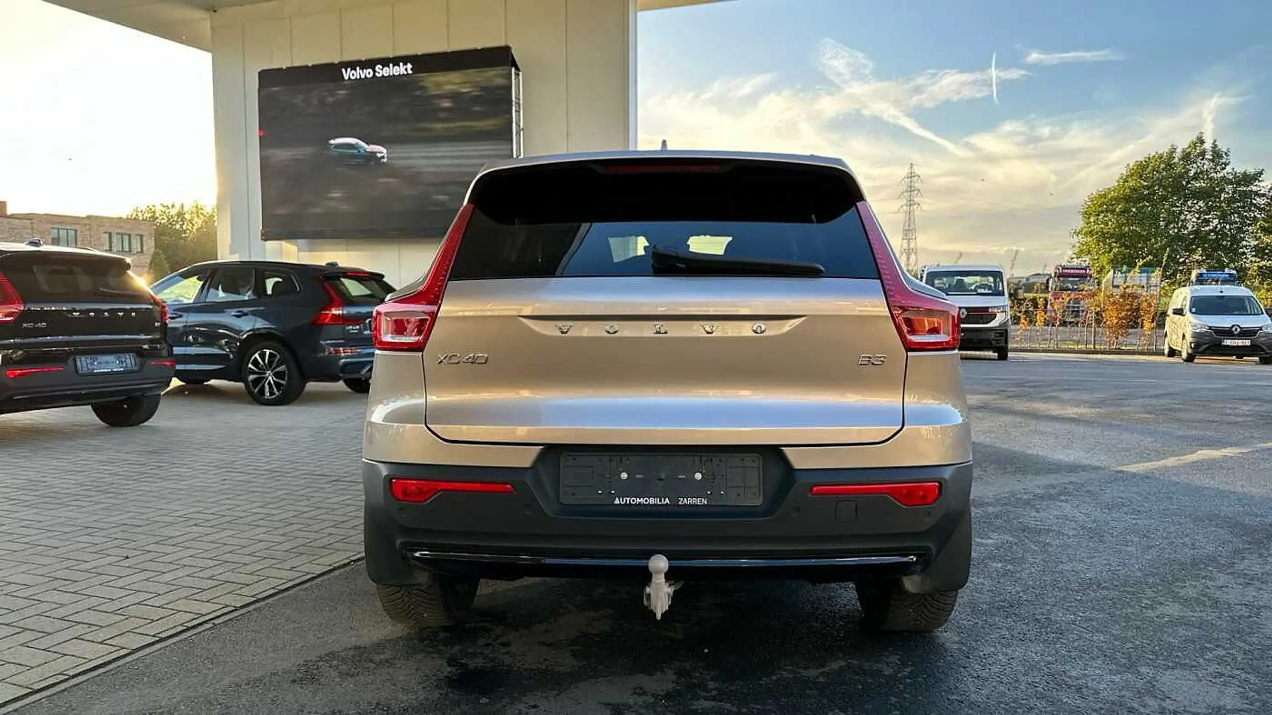 Volvo - XC40