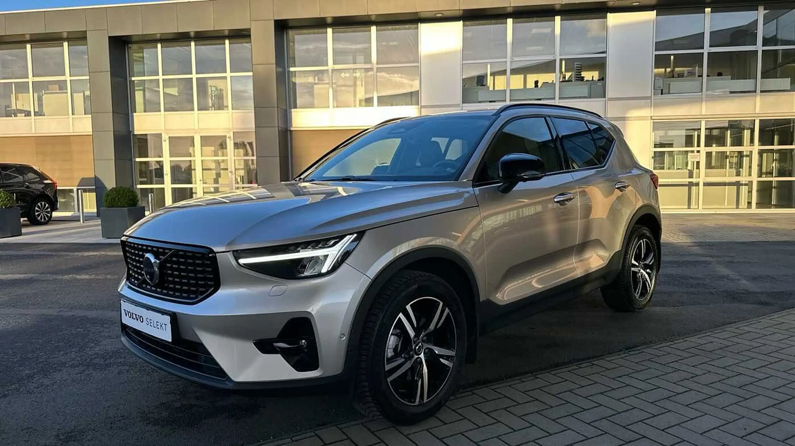 Volvo - XC40