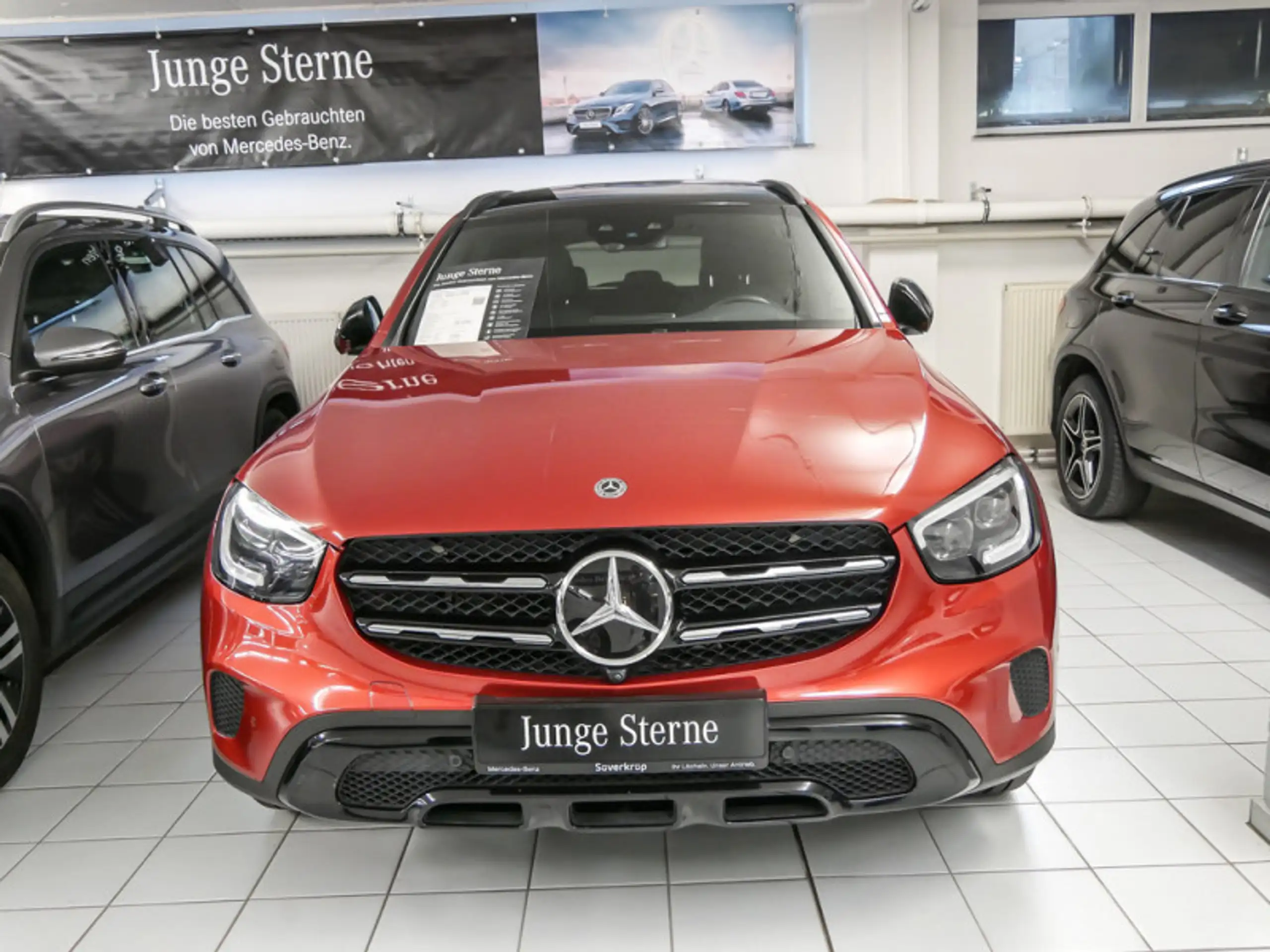 Mercedes-Benz - GLC 300