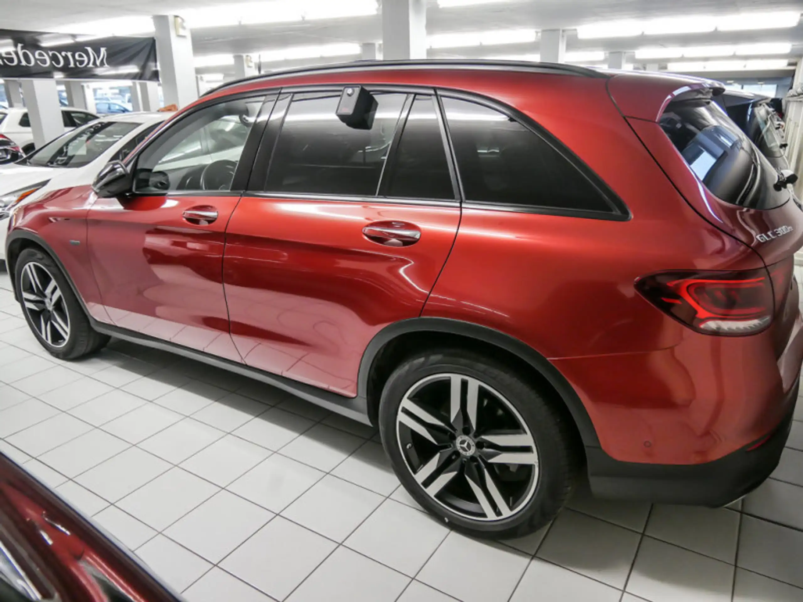 Mercedes-Benz - GLC 300