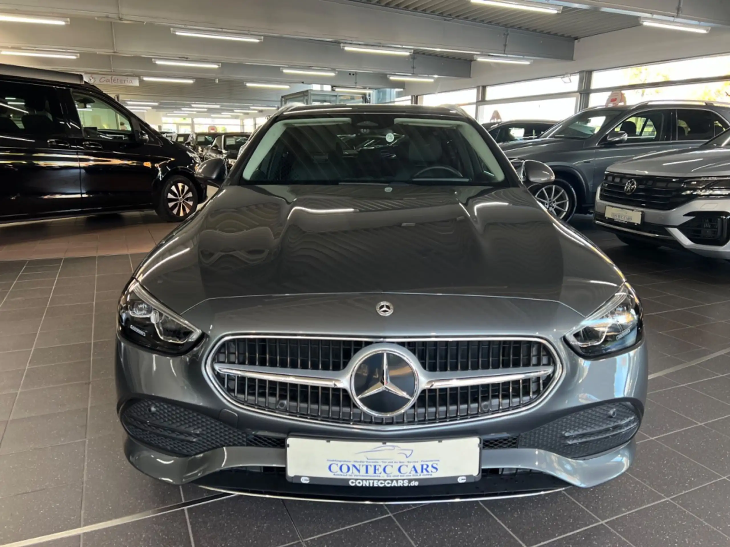 Mercedes-Benz - C 220