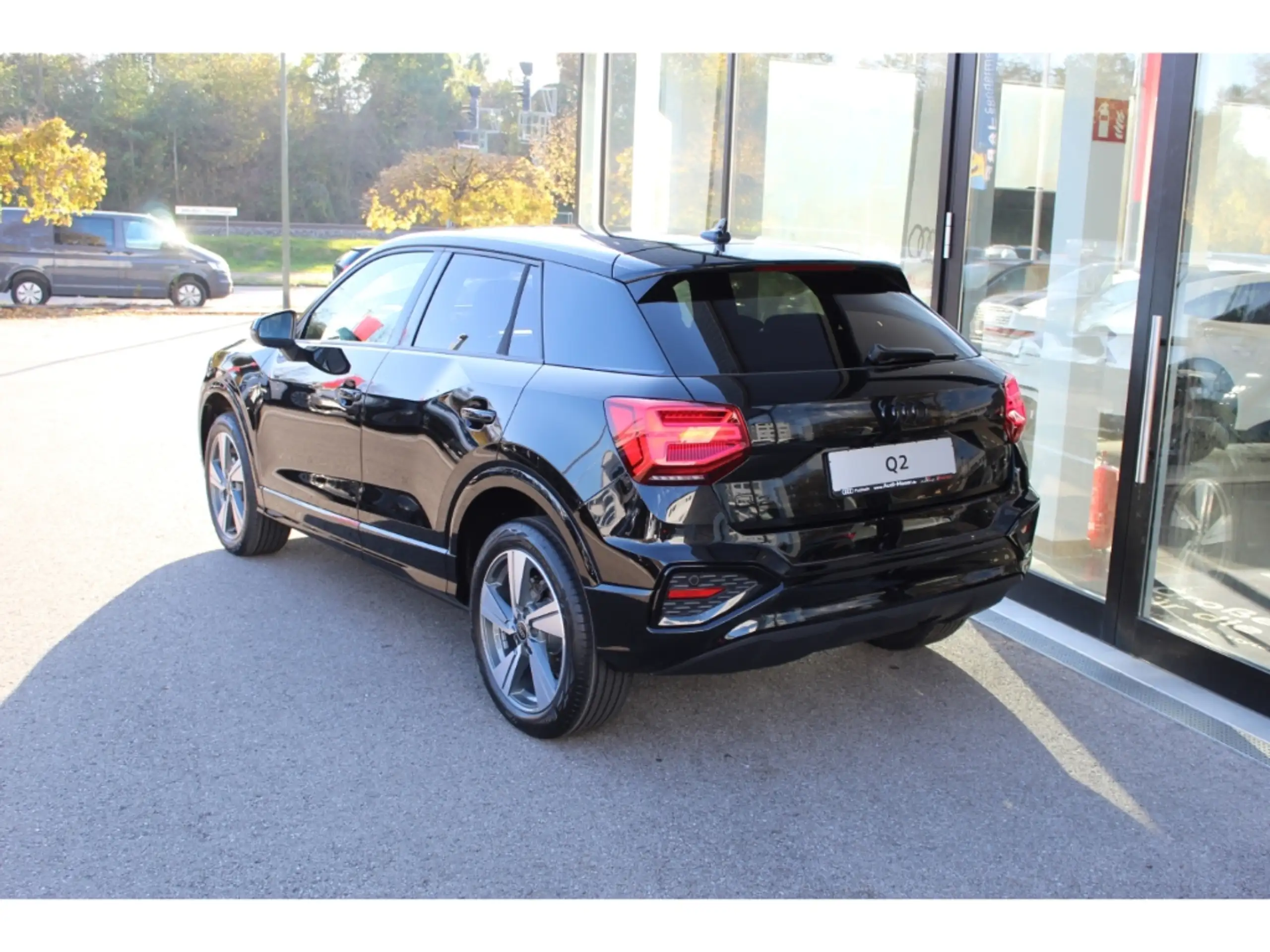 Audi - Q2