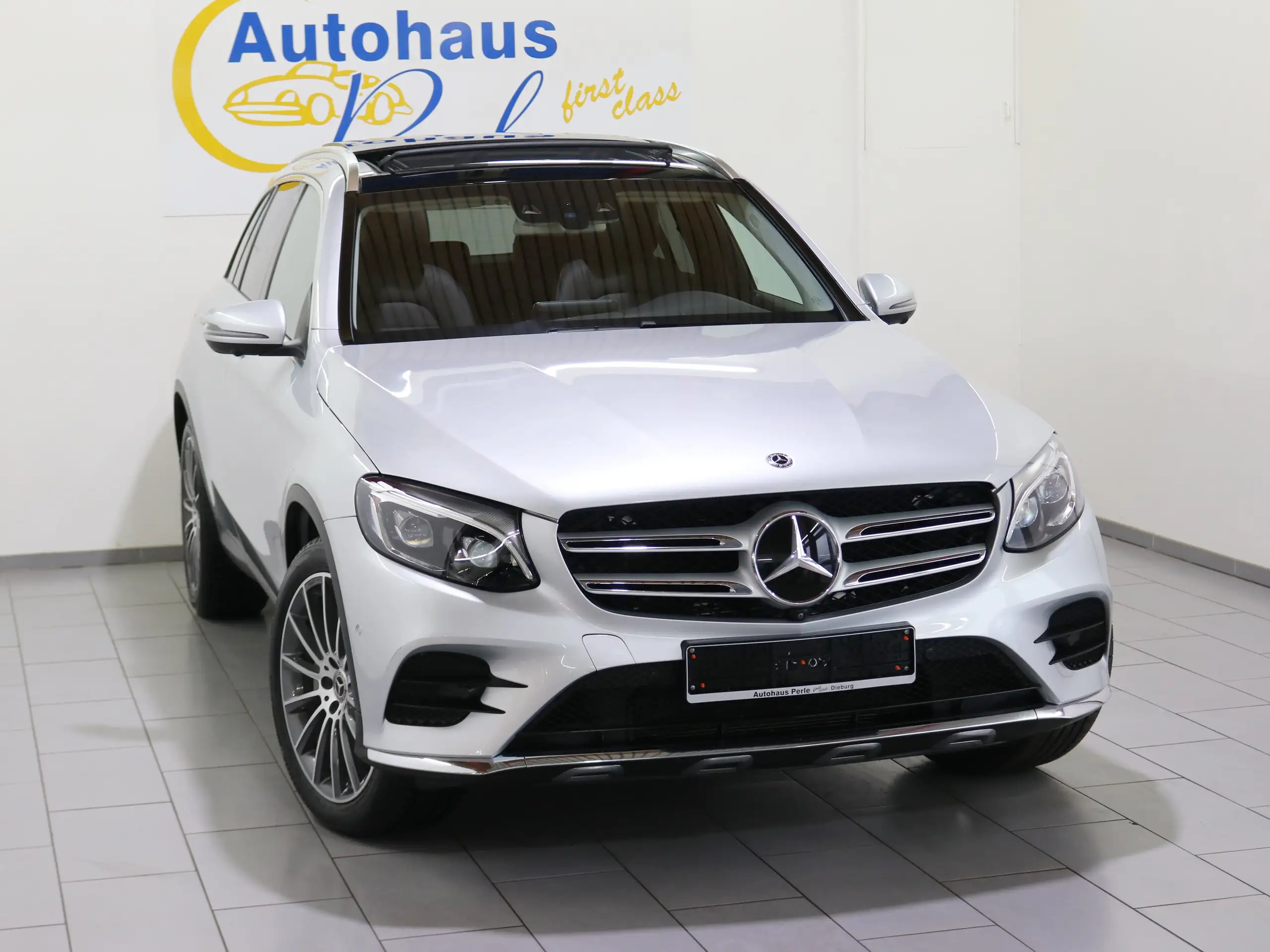 Mercedes-Benz - GLC 350