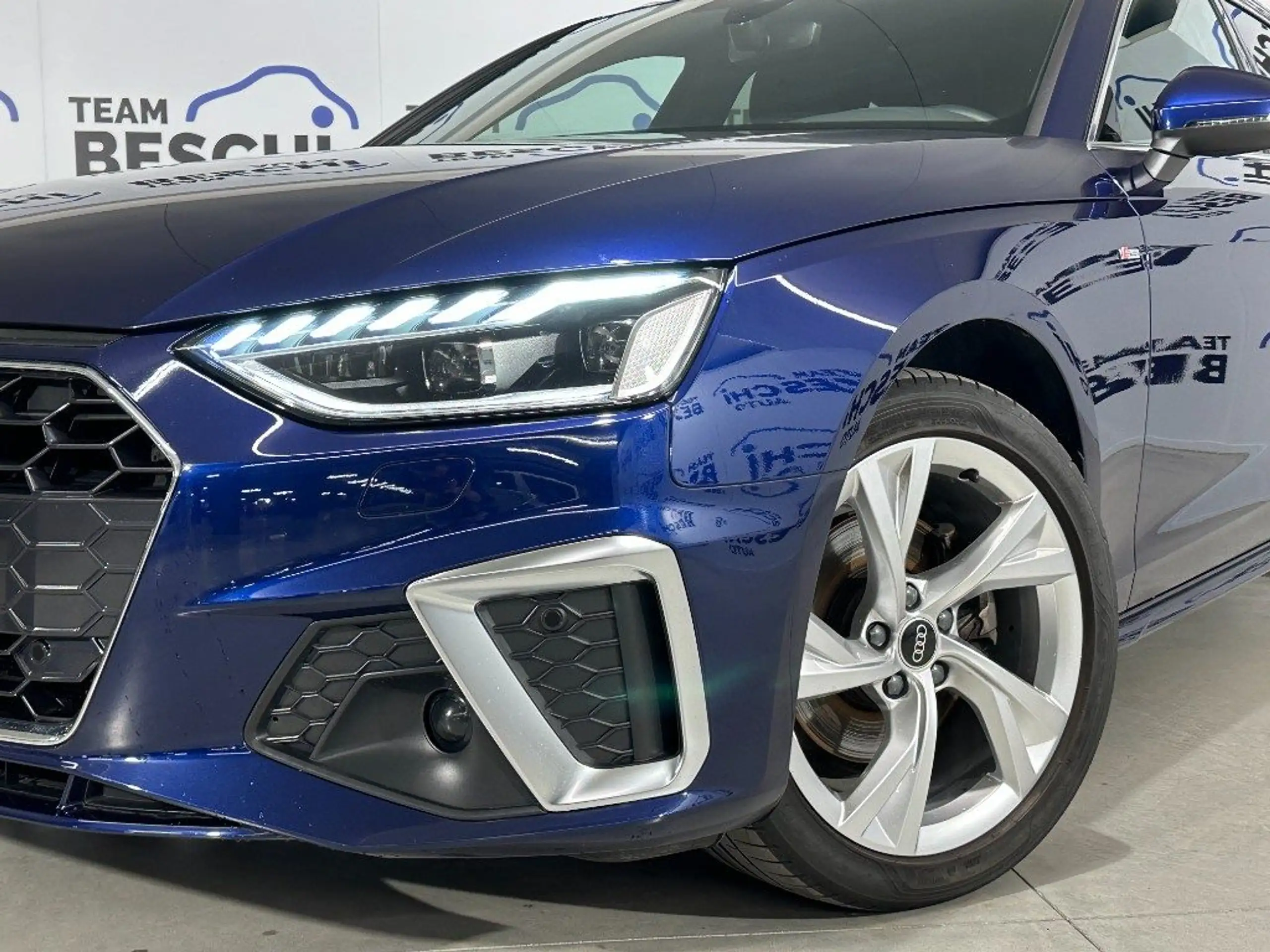 Audi - A4