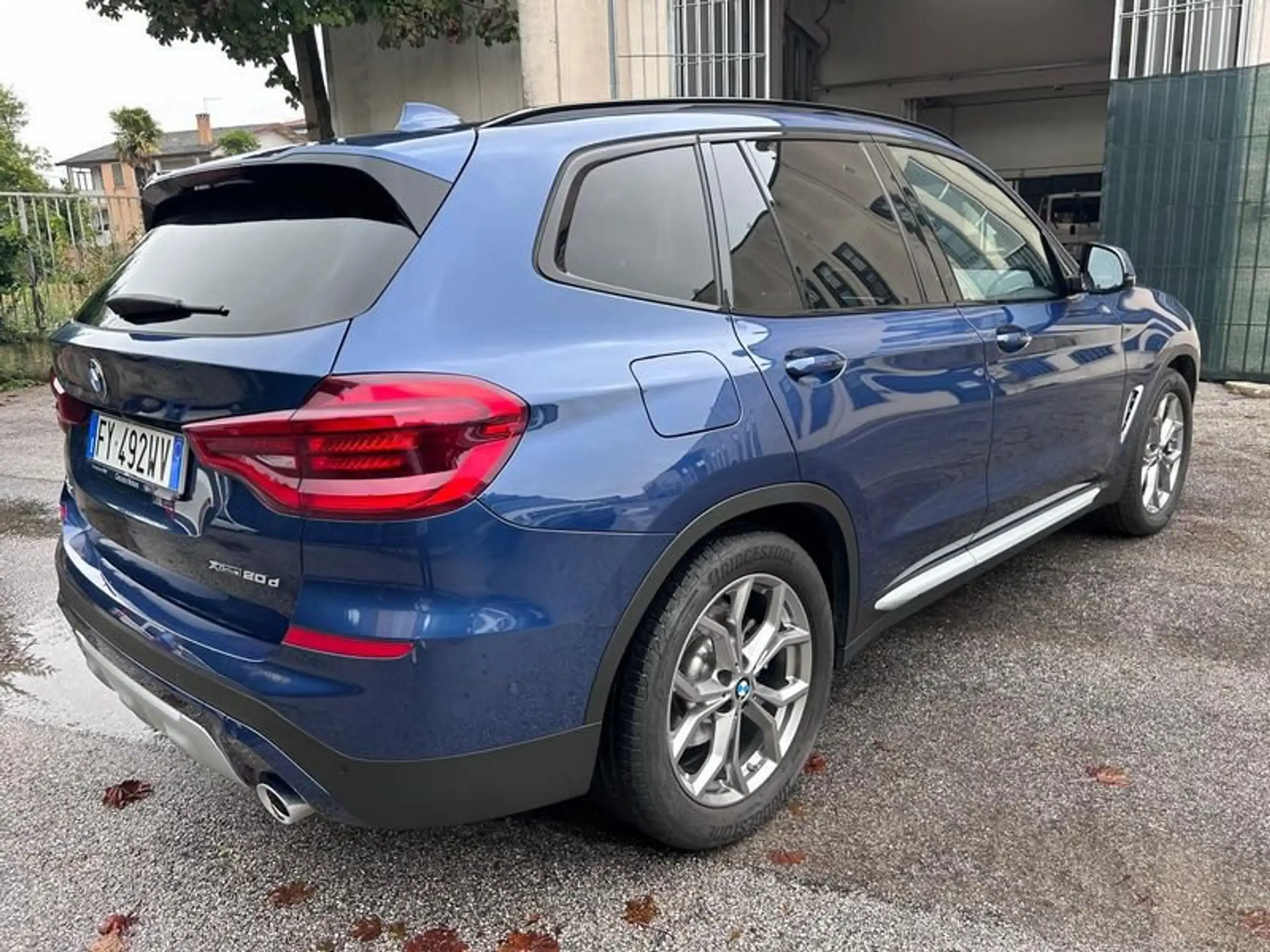 BMW - X3