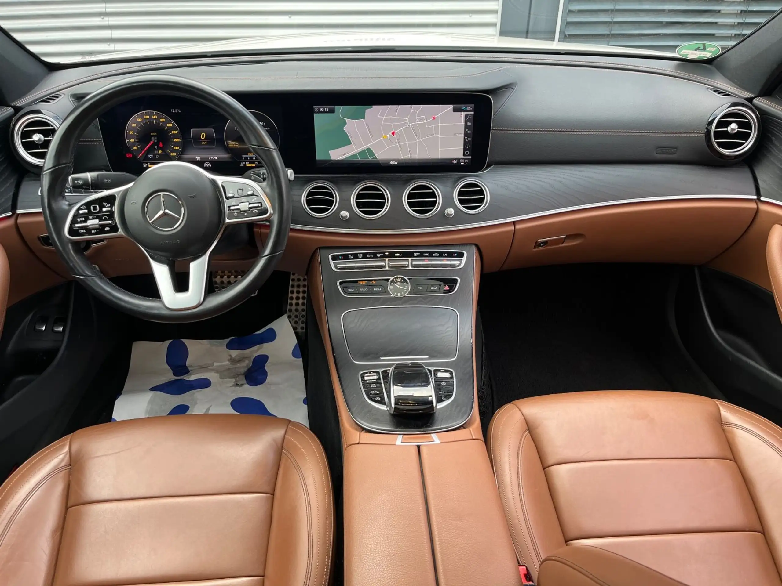 Mercedes-Benz - E 400