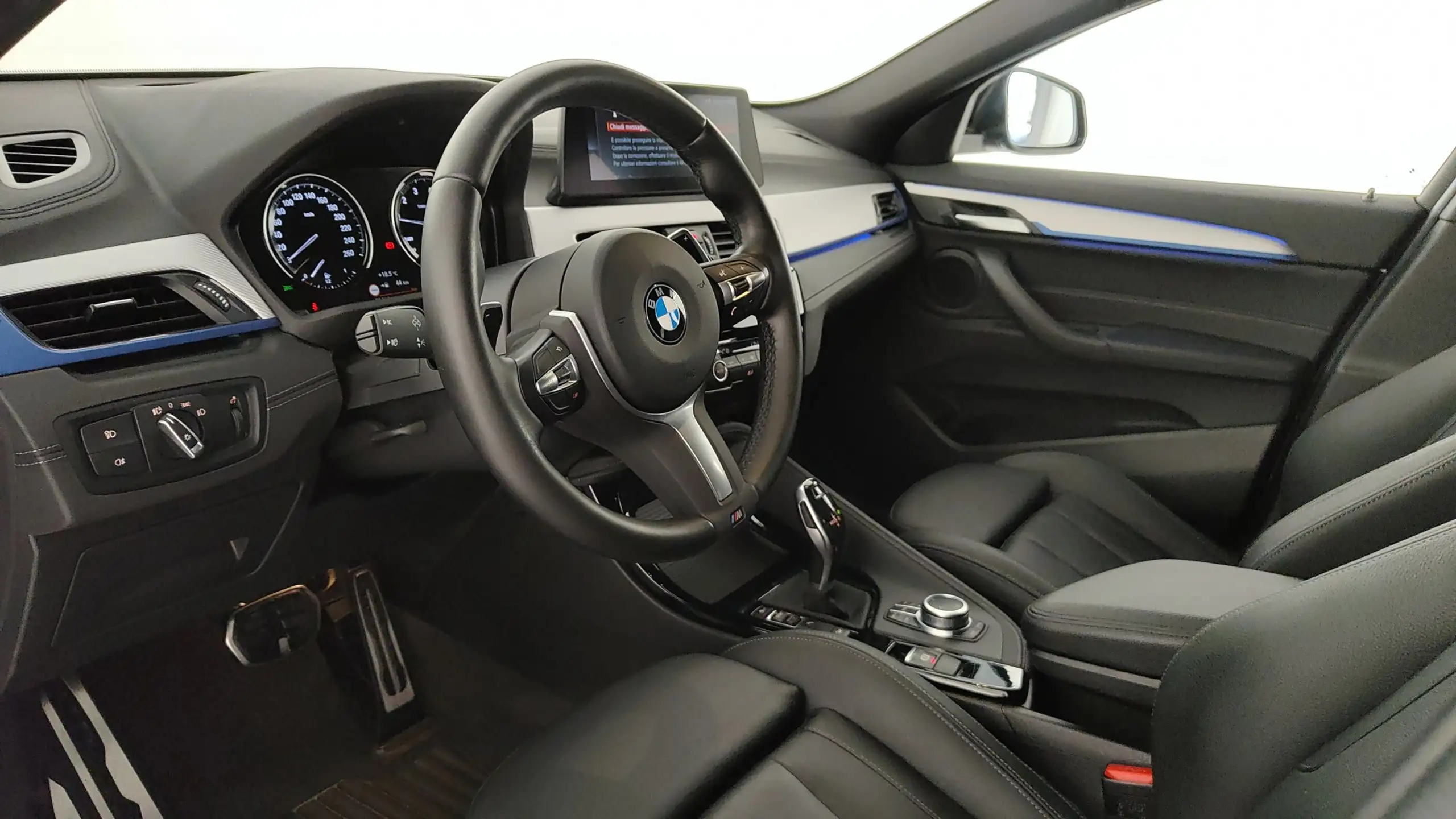 BMW - X2