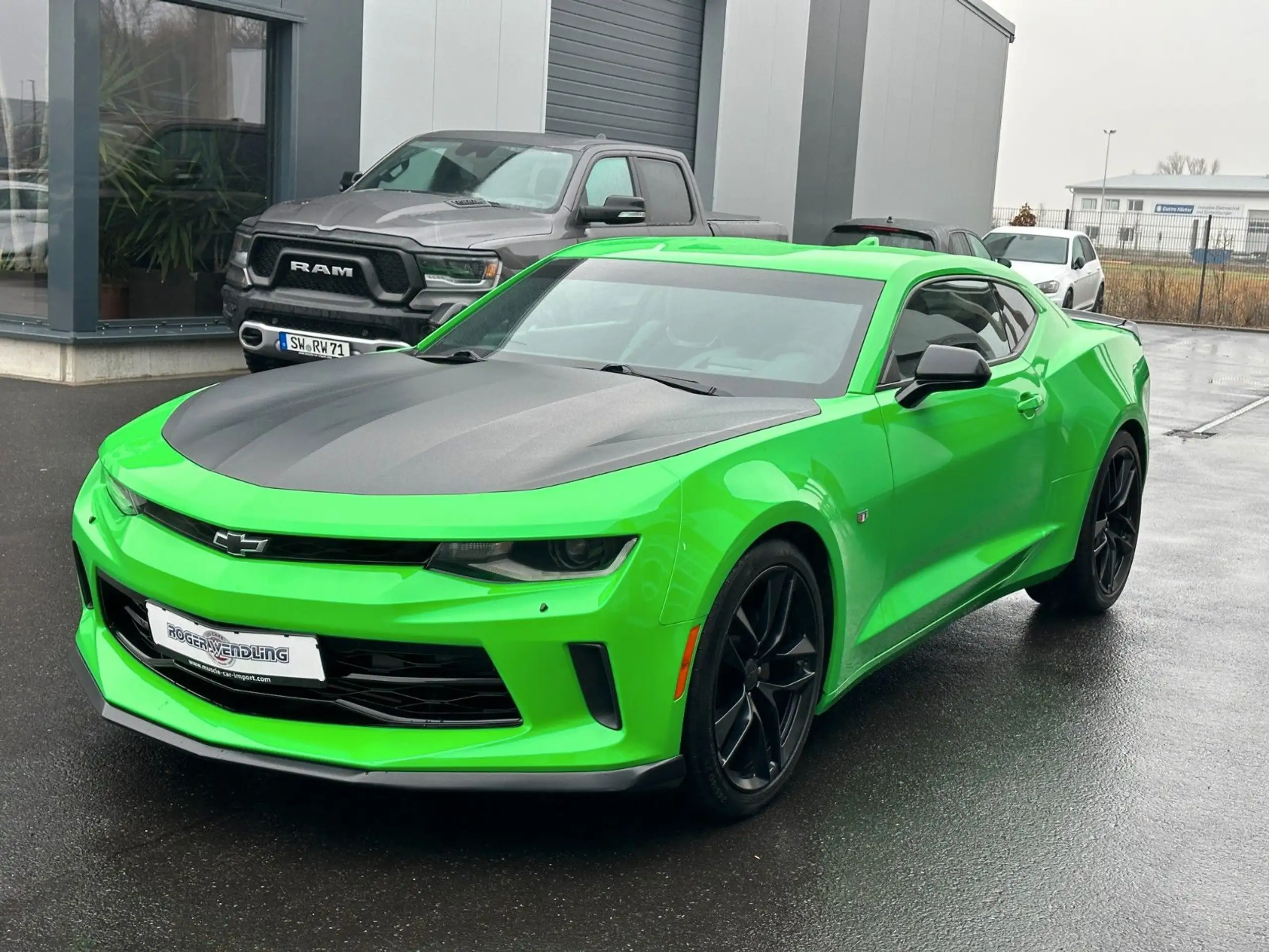 Chevrolet - Camaro