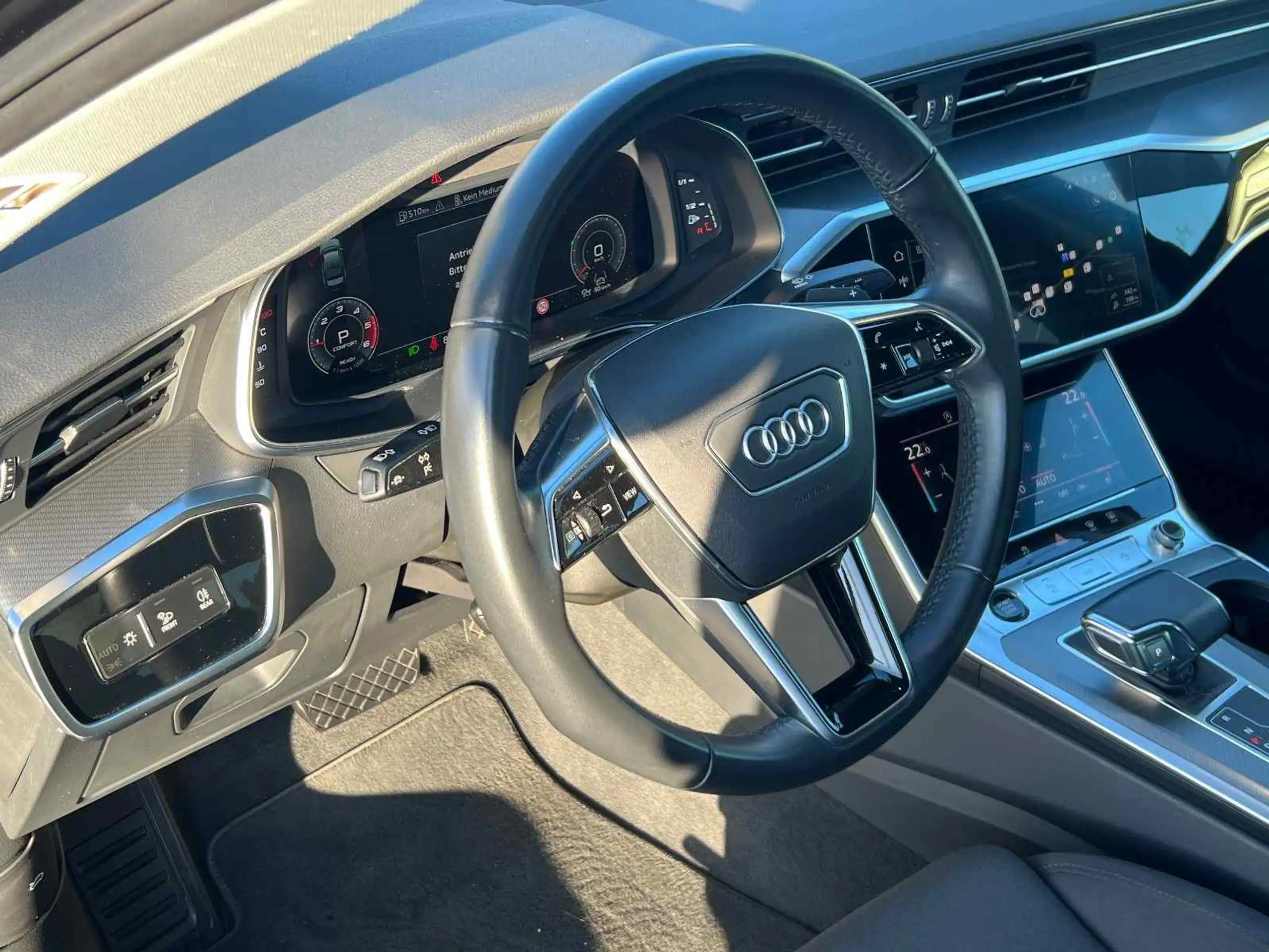 Audi - A6