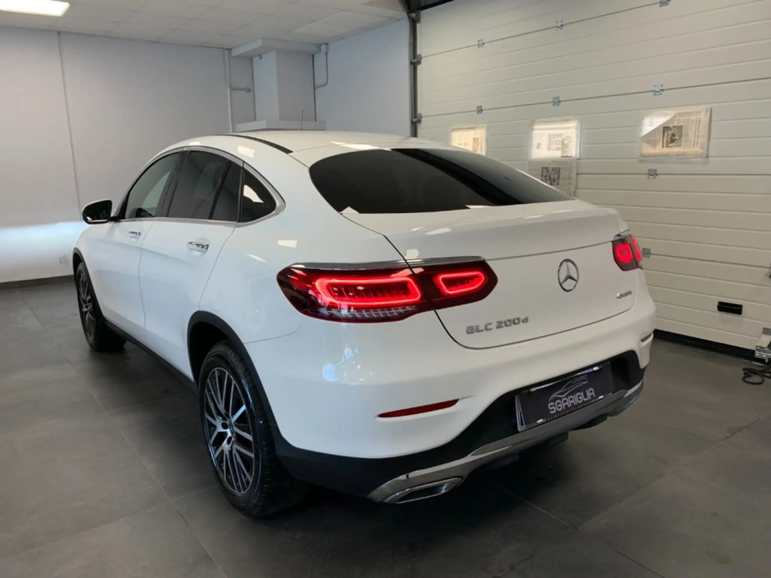 Mercedes-Benz - GLC 200