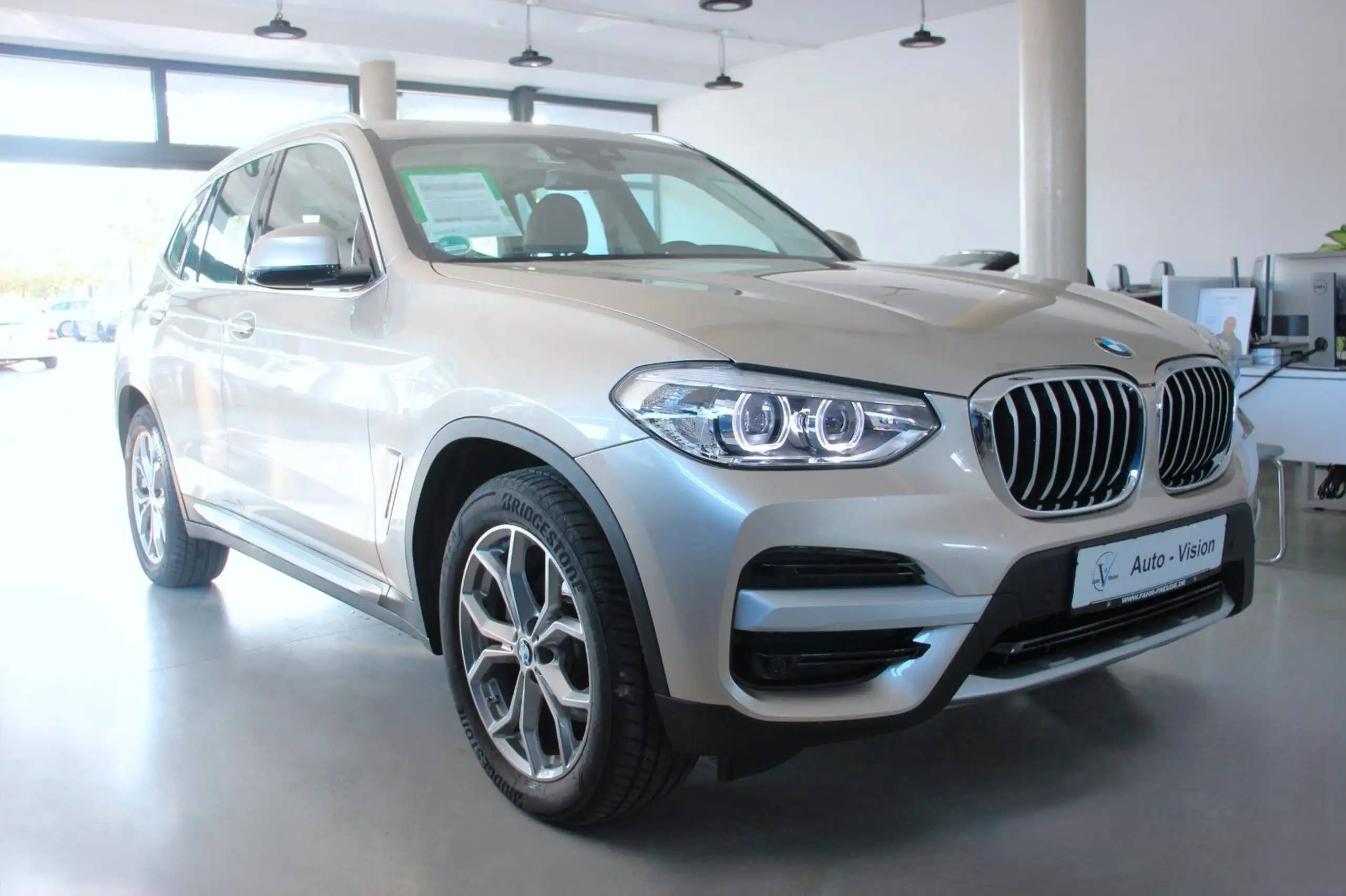 BMW - X3