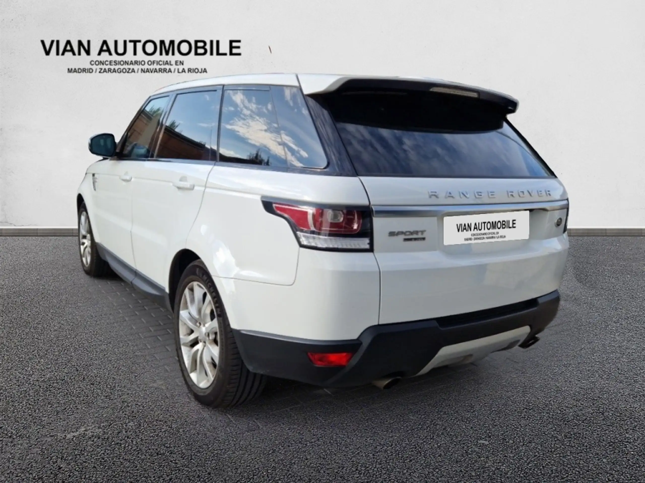 Land Rover - Range Rover Sport