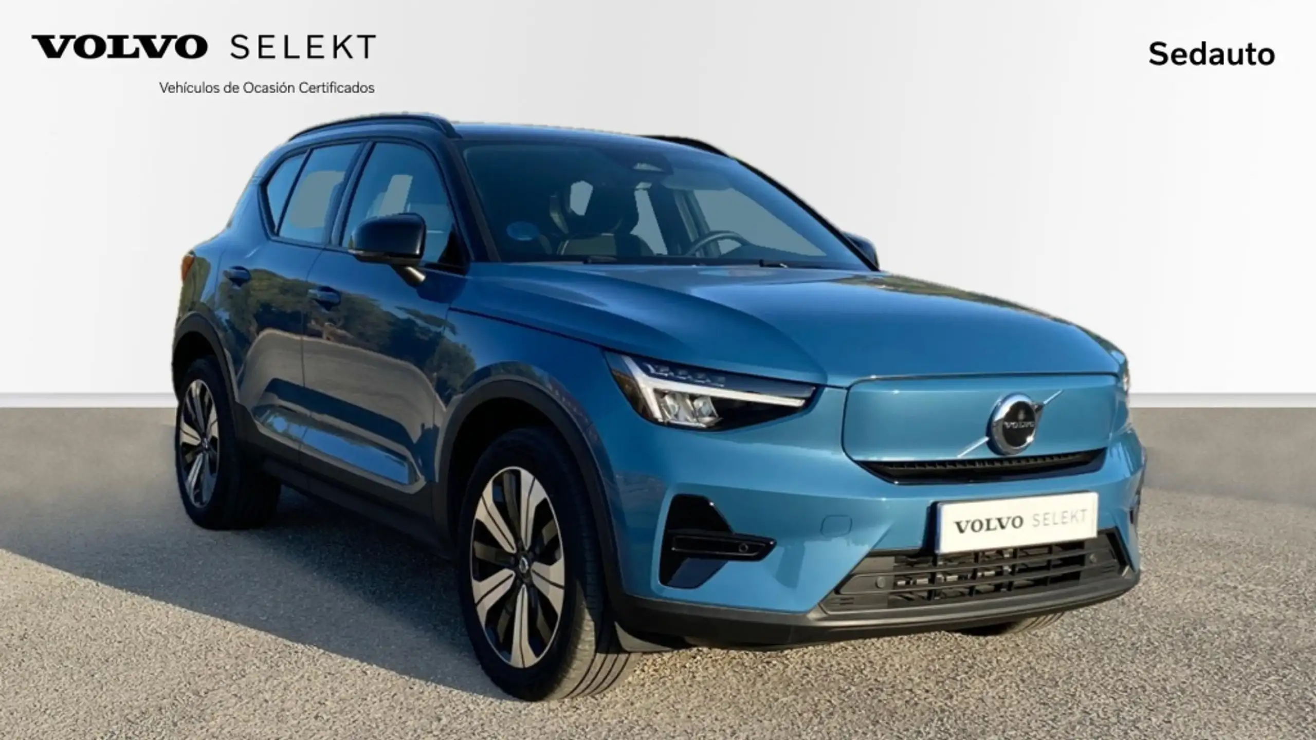 Volvo - XC40