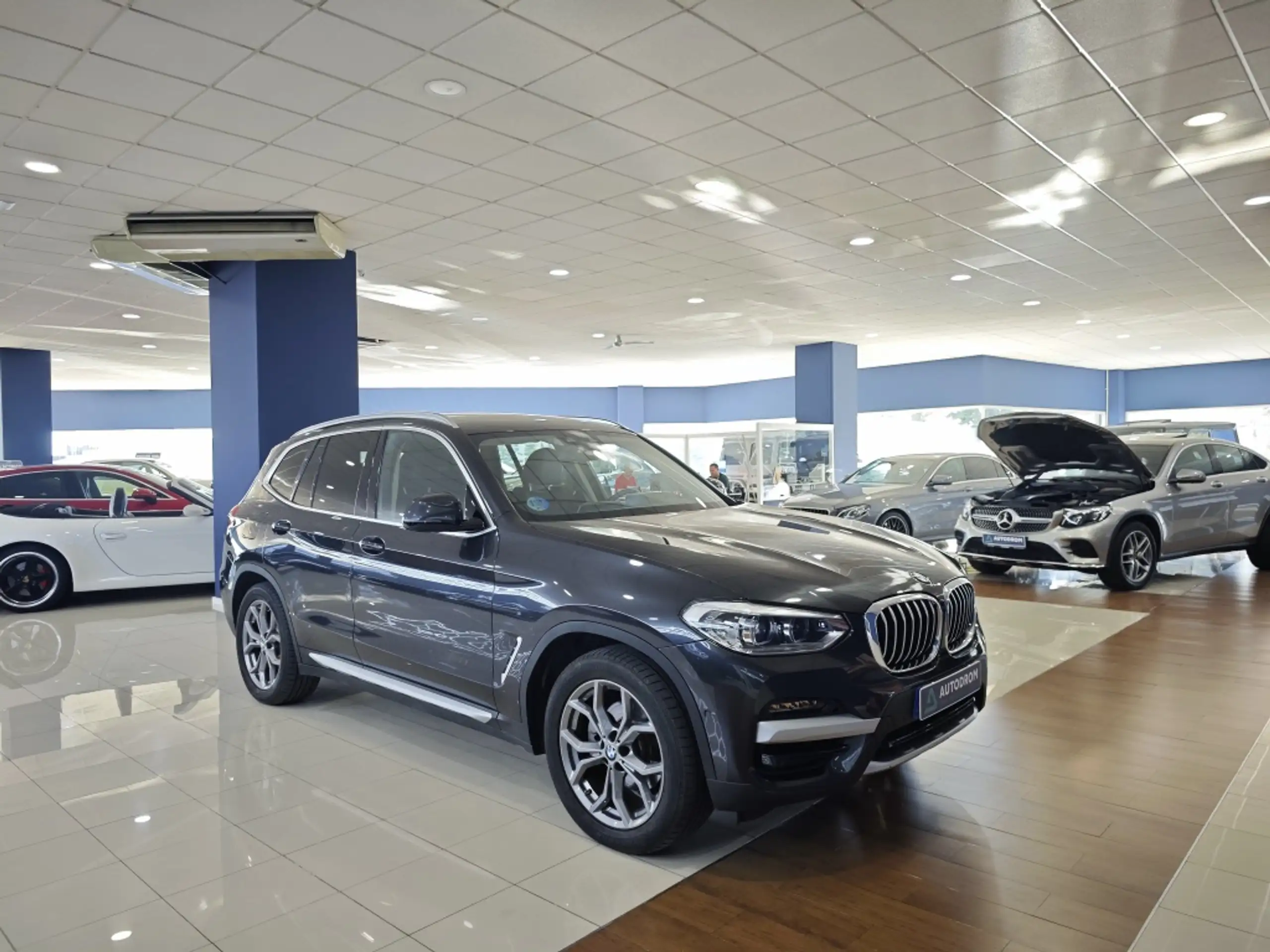 BMW - X3