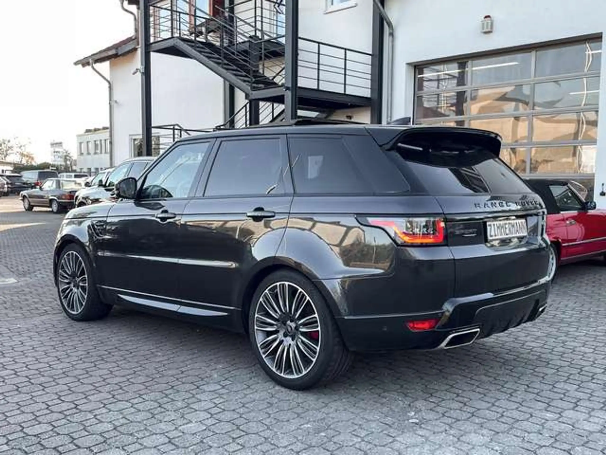 Land Rover - Range Rover Sport