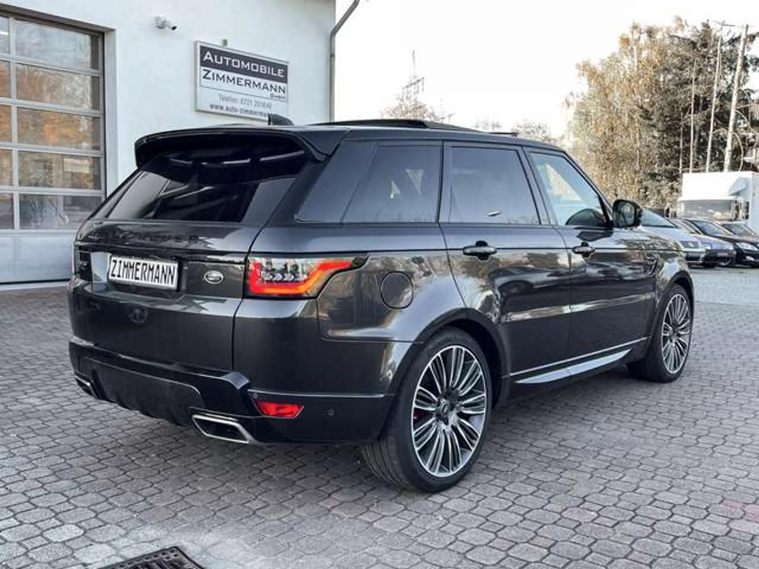 Land Rover - Range Rover Sport