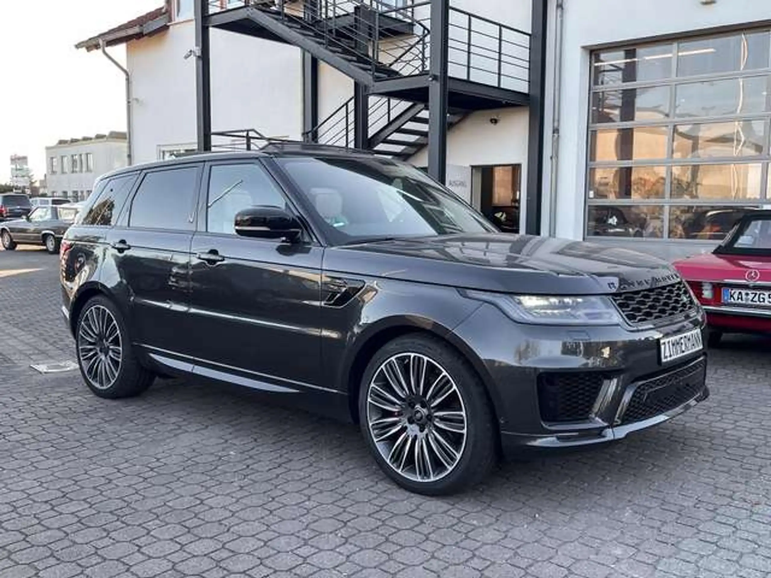 Land Rover - Range Rover Sport