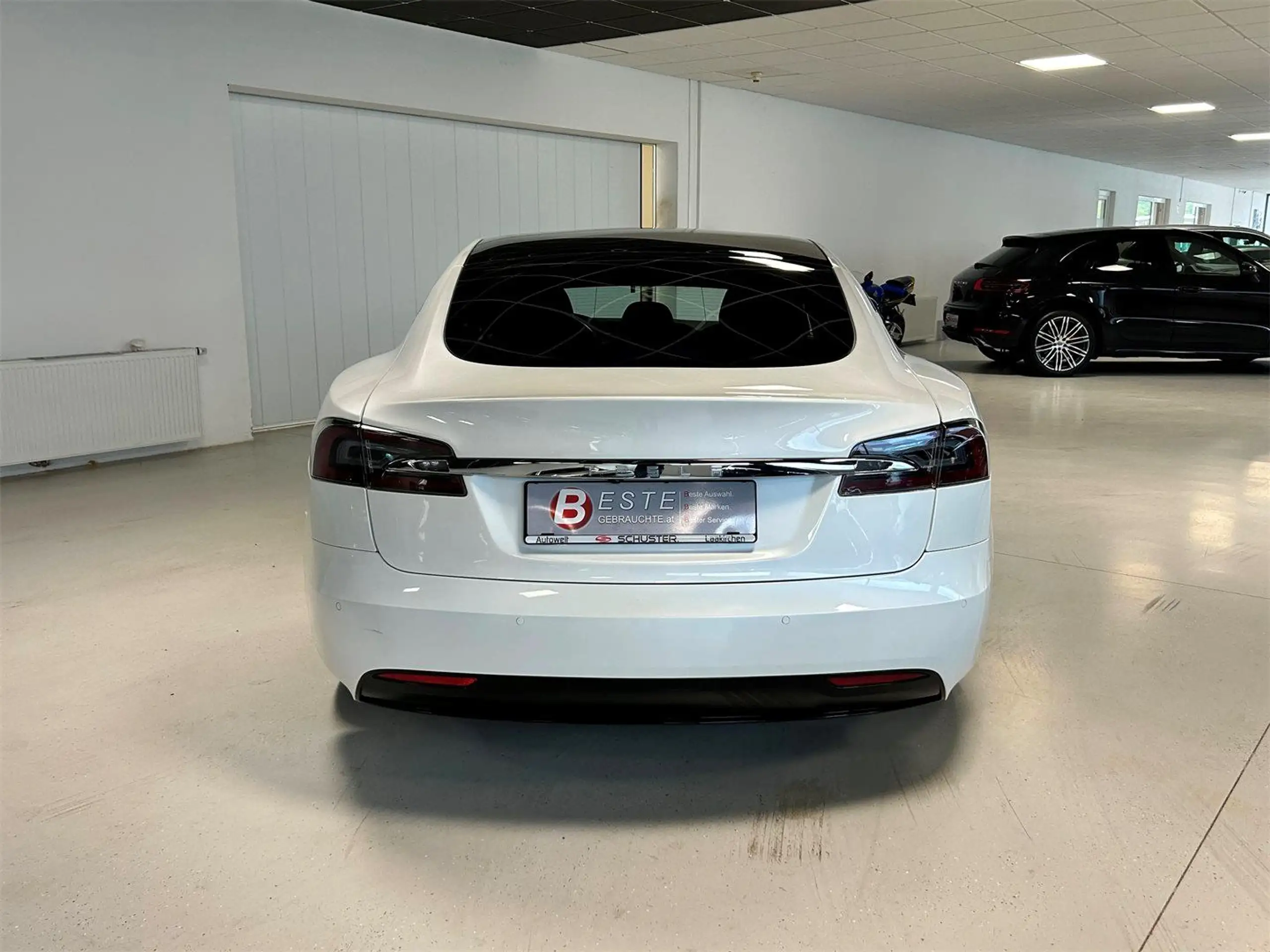 Tesla - Model S