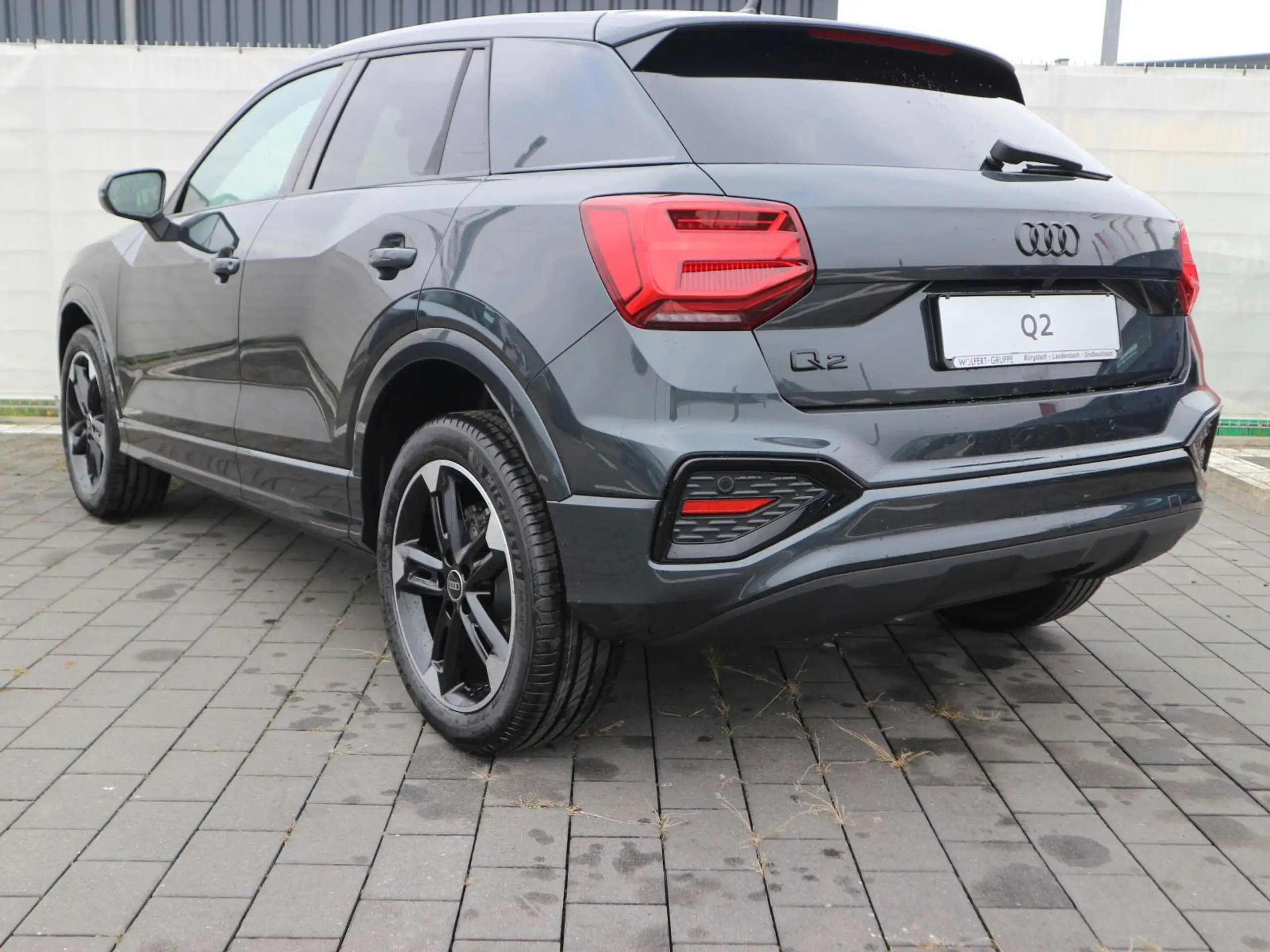 Audi - Q2