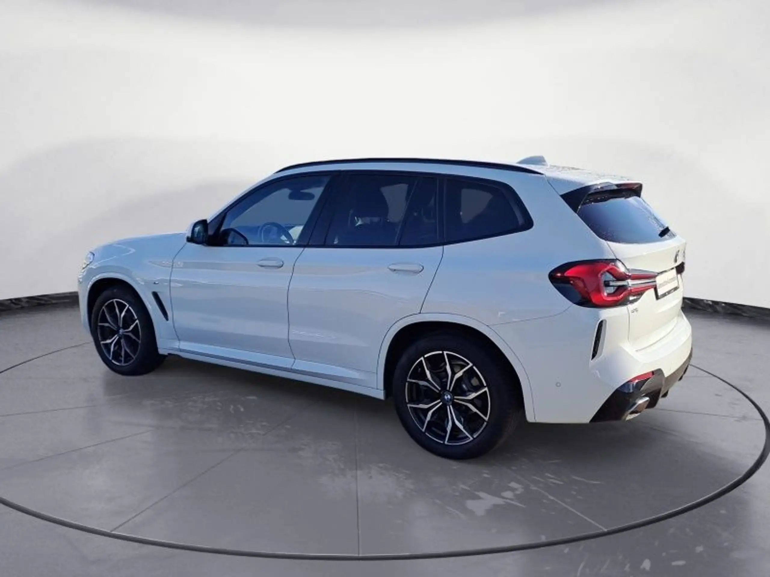 BMW - X3