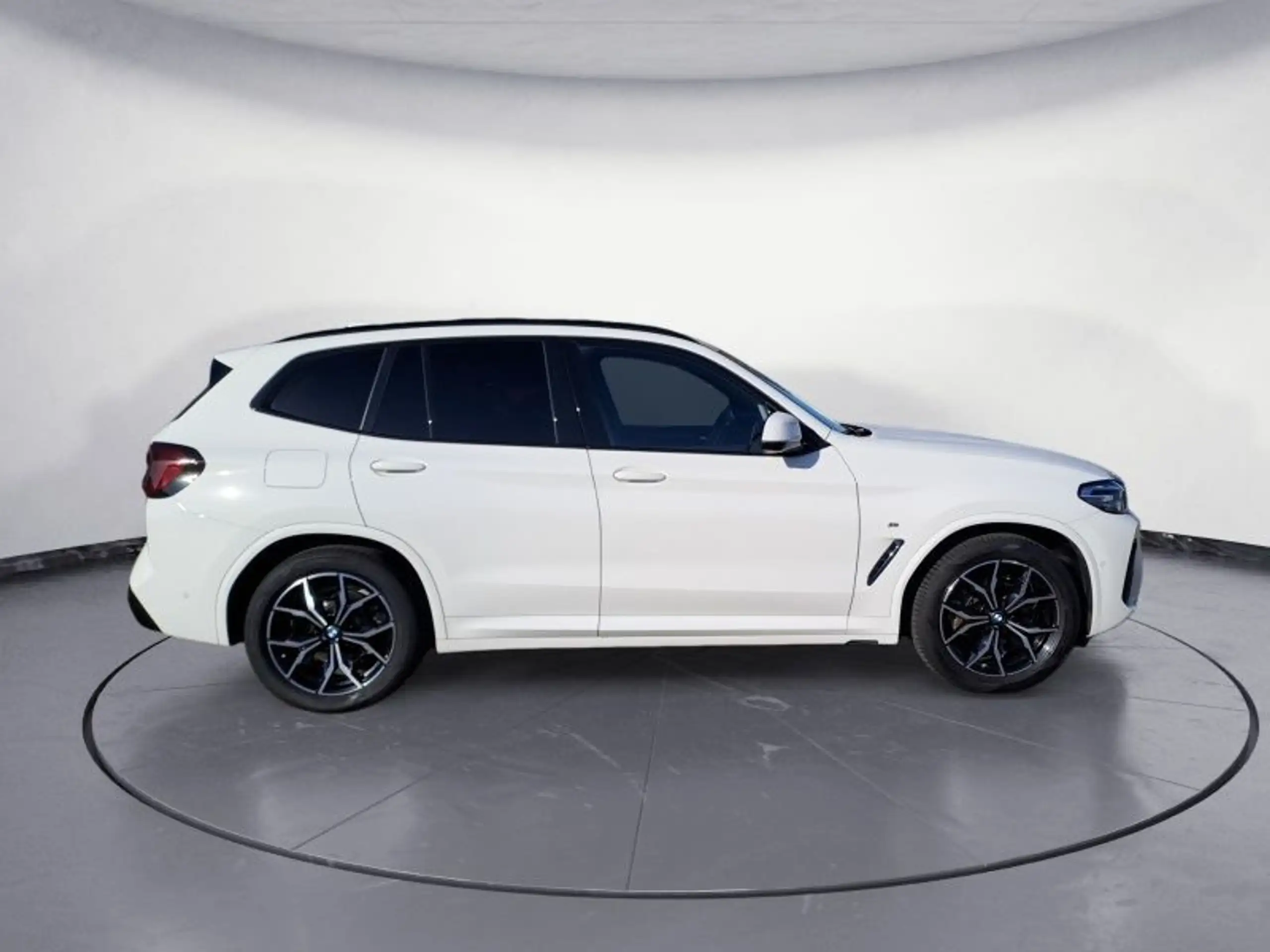 BMW - X3