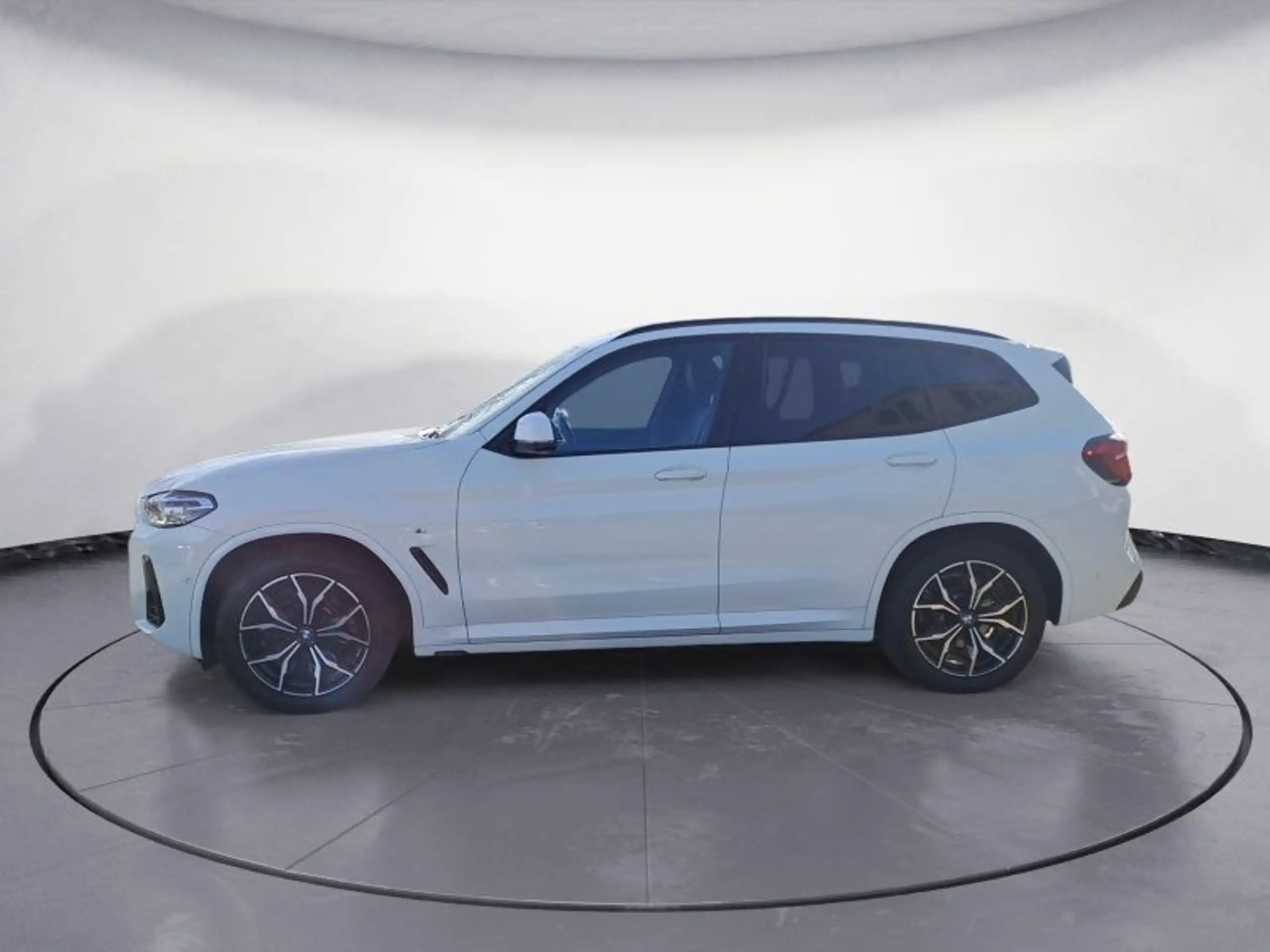 BMW - X3