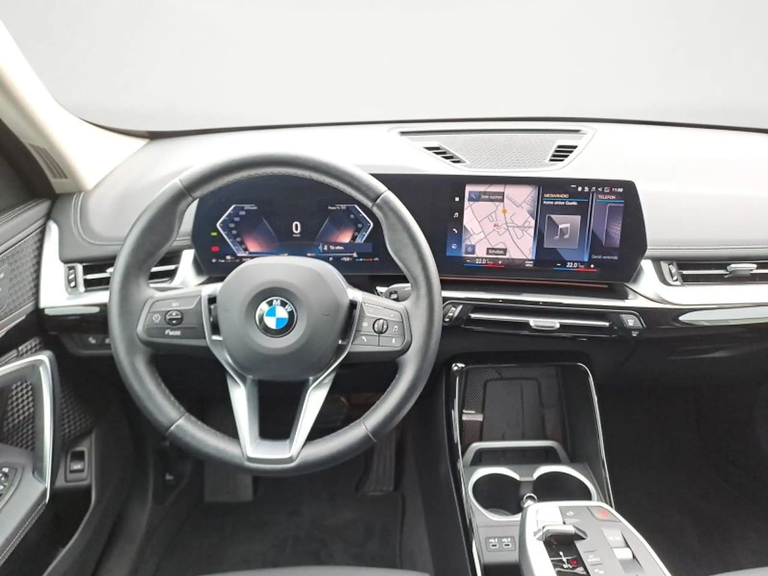 BMW - X1