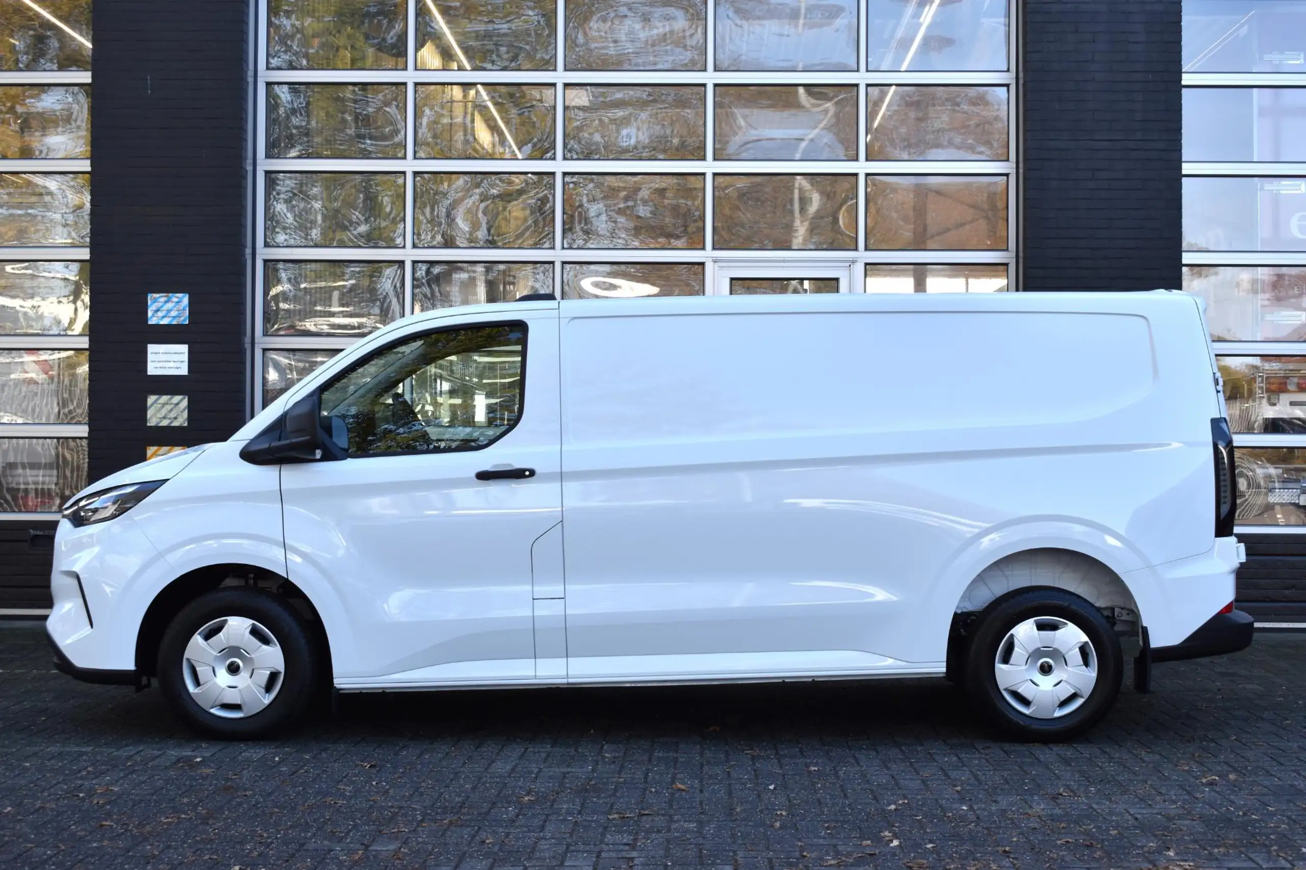 Ford - Transit Custom