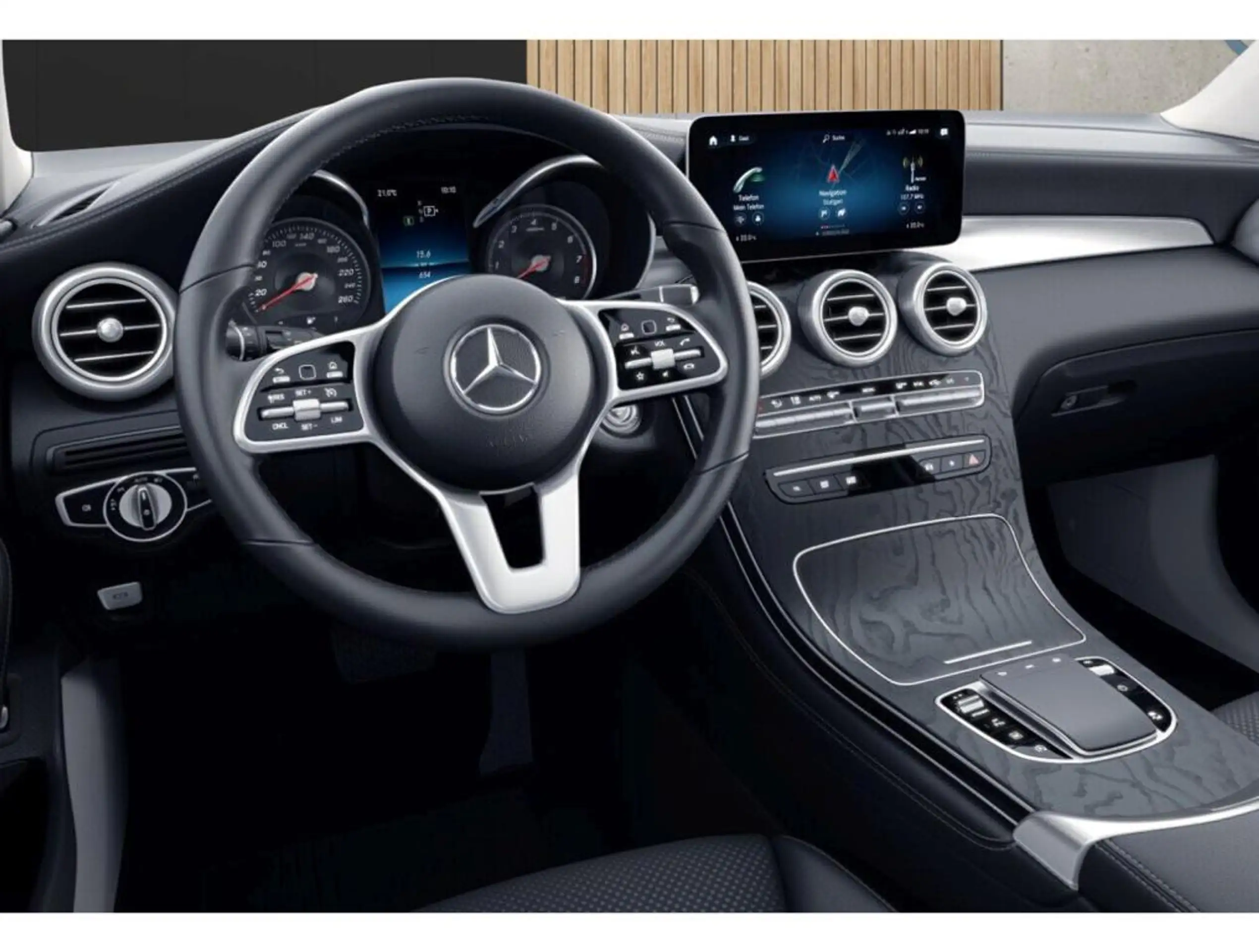 Mercedes-Benz - GLC 220