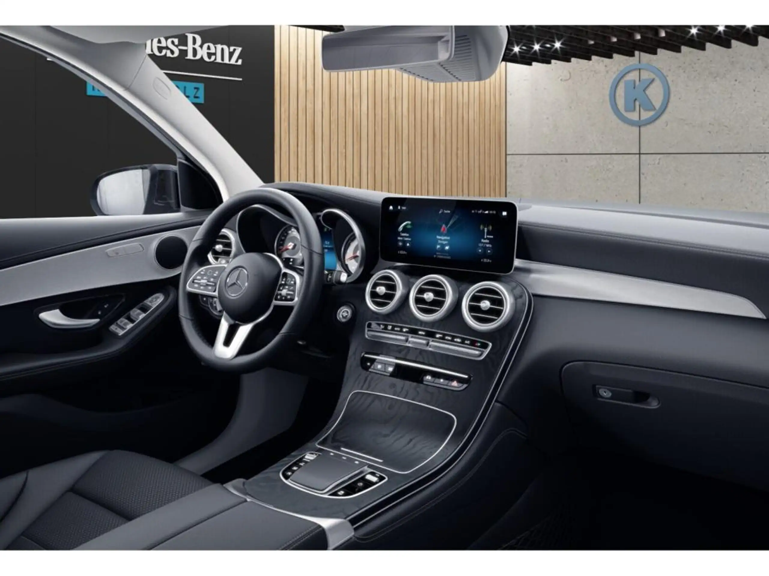 Mercedes-Benz - GLC 220