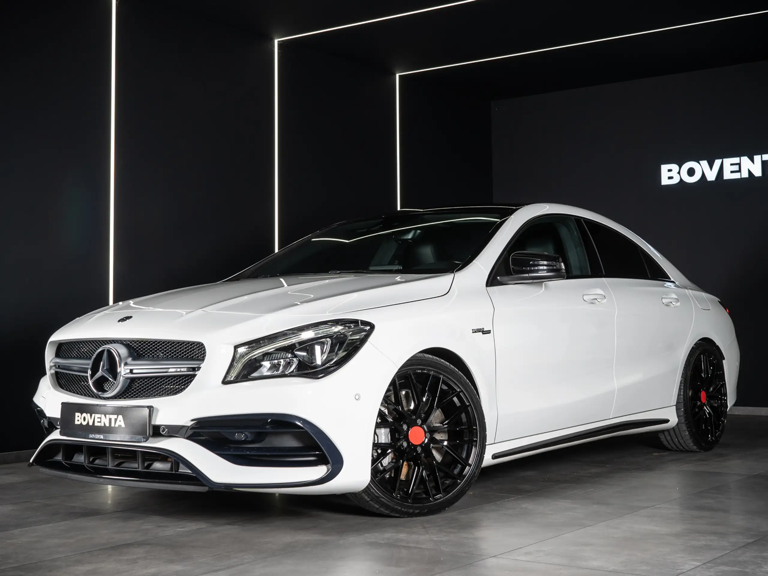 Mercedes-Benz - CLA 45 AMG