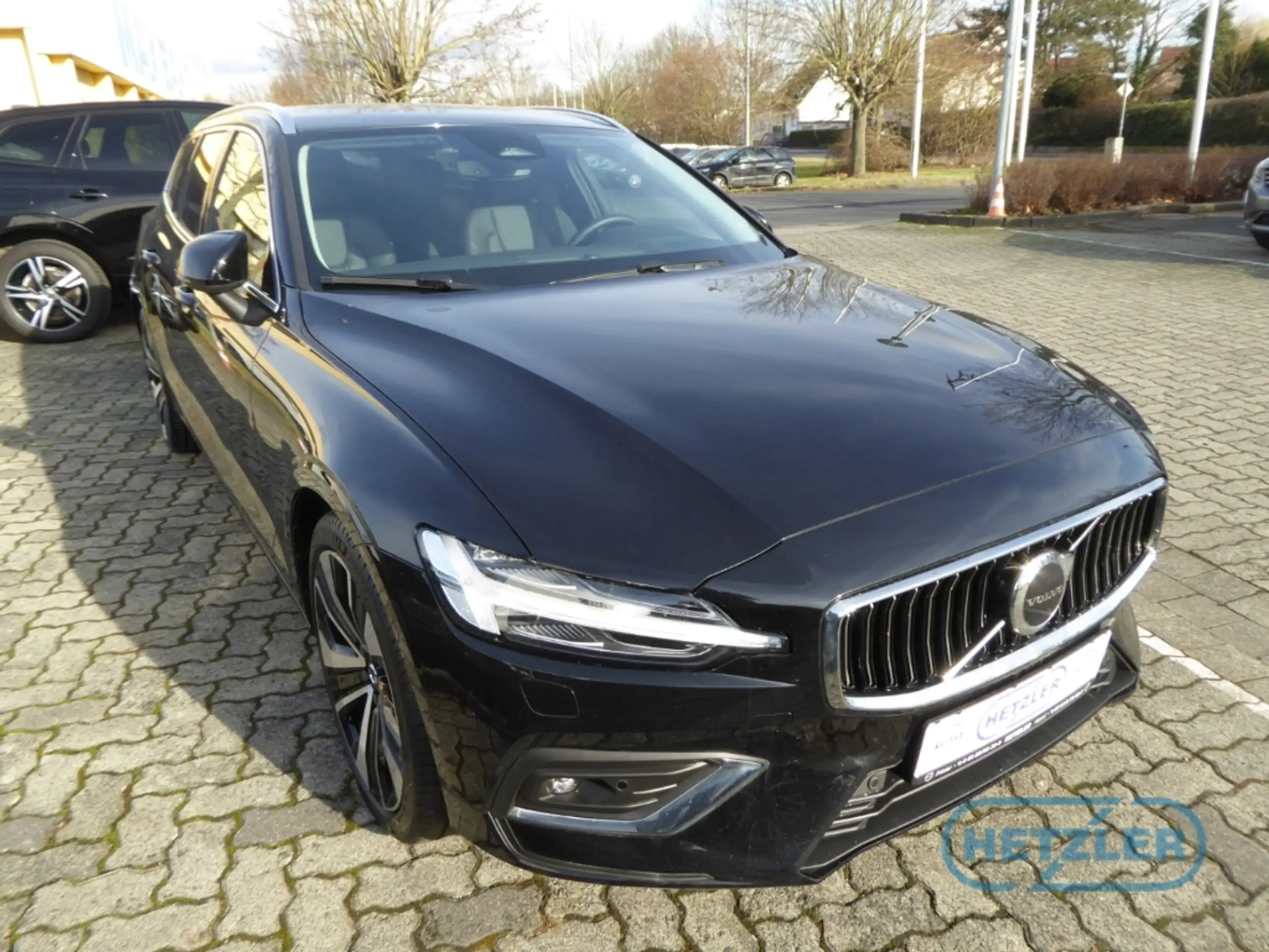 Volvo - V60