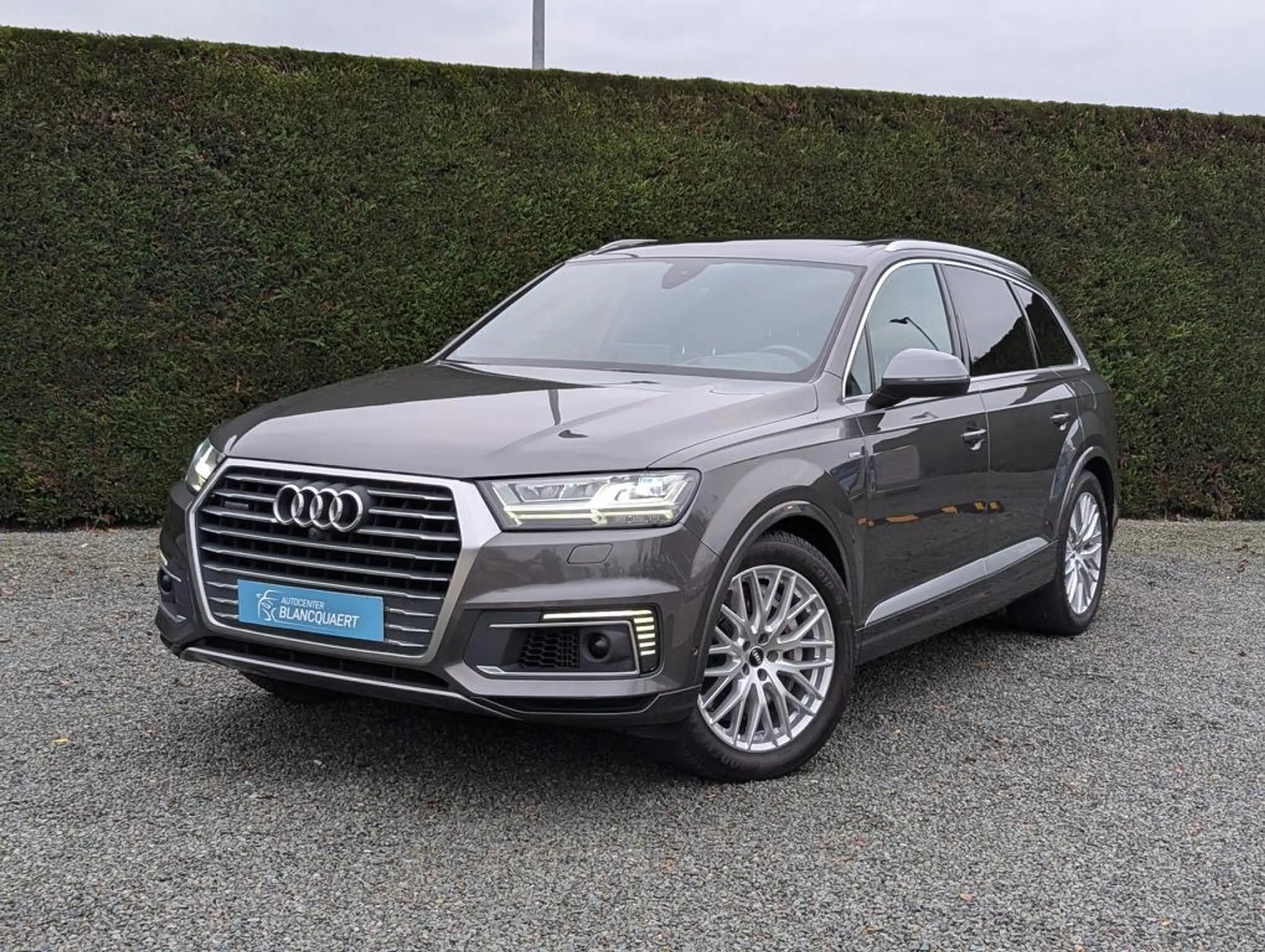 Audi - Q7