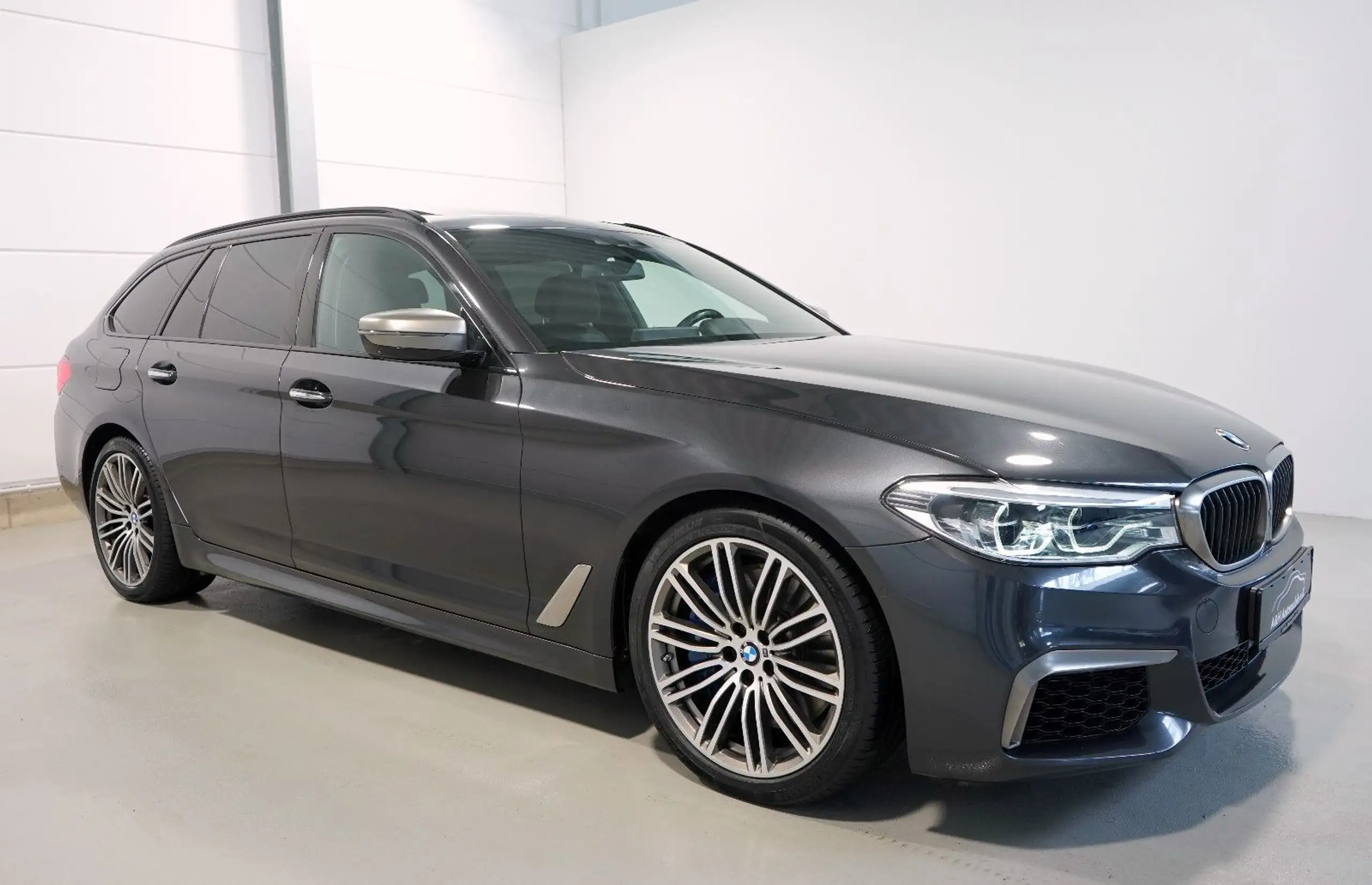 BMW 550 2018