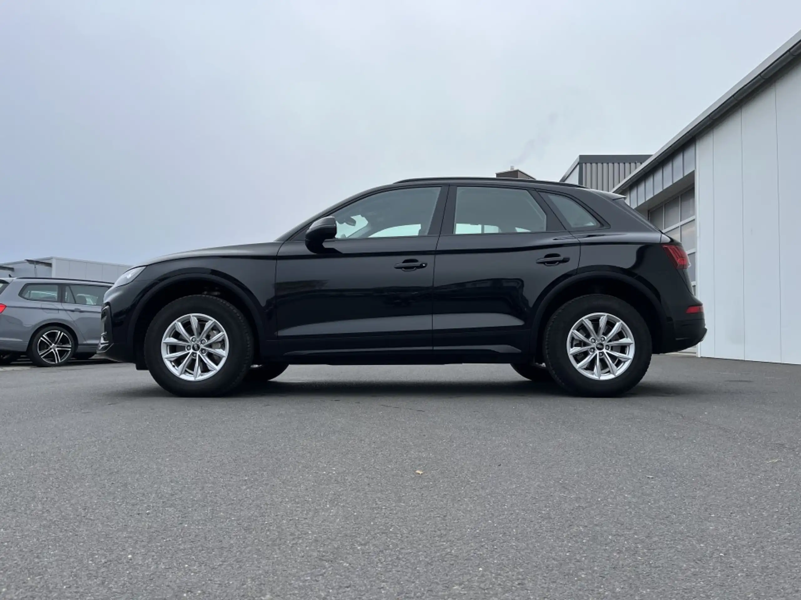 Audi - Q5