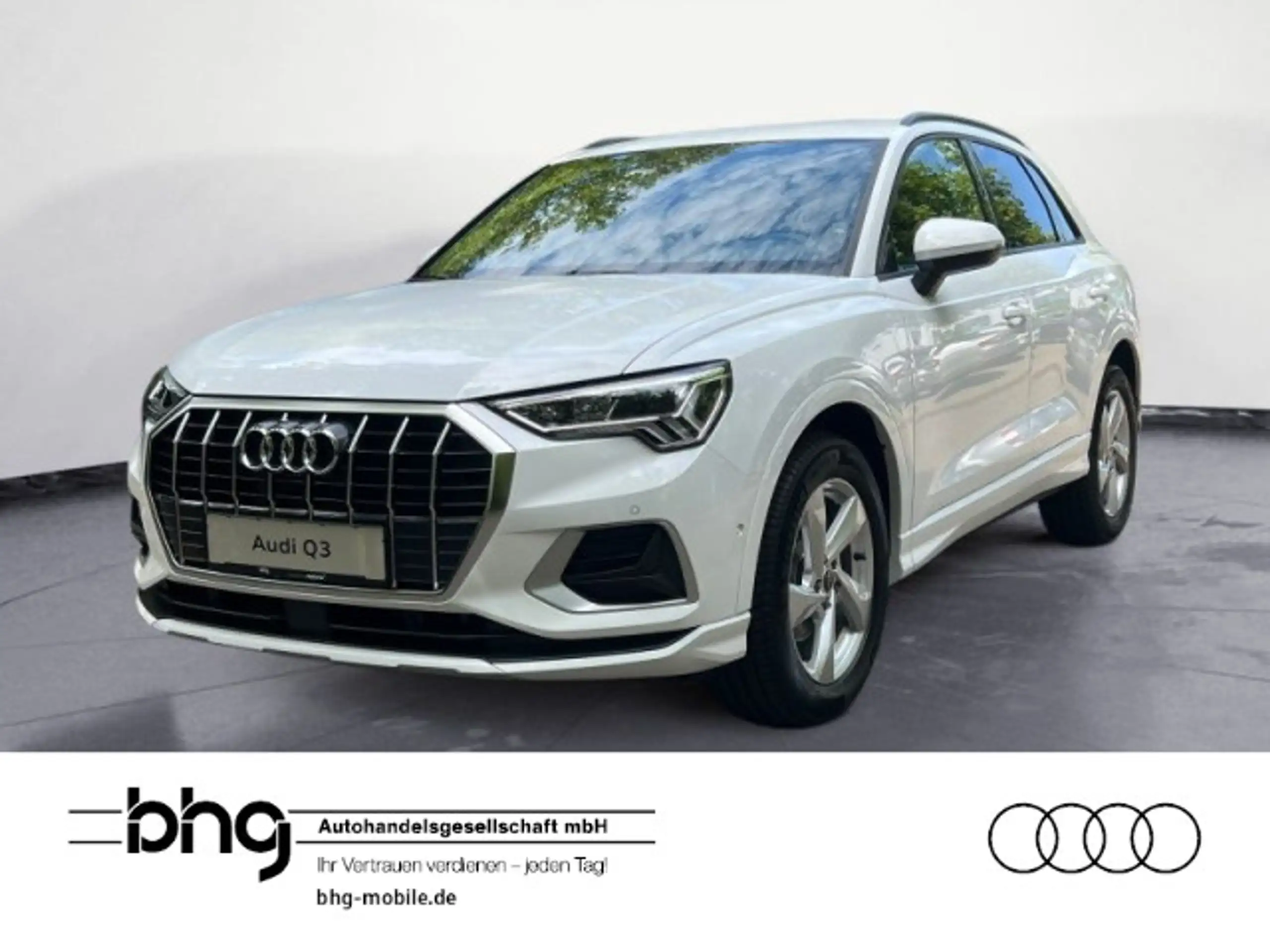 Audi - Q3