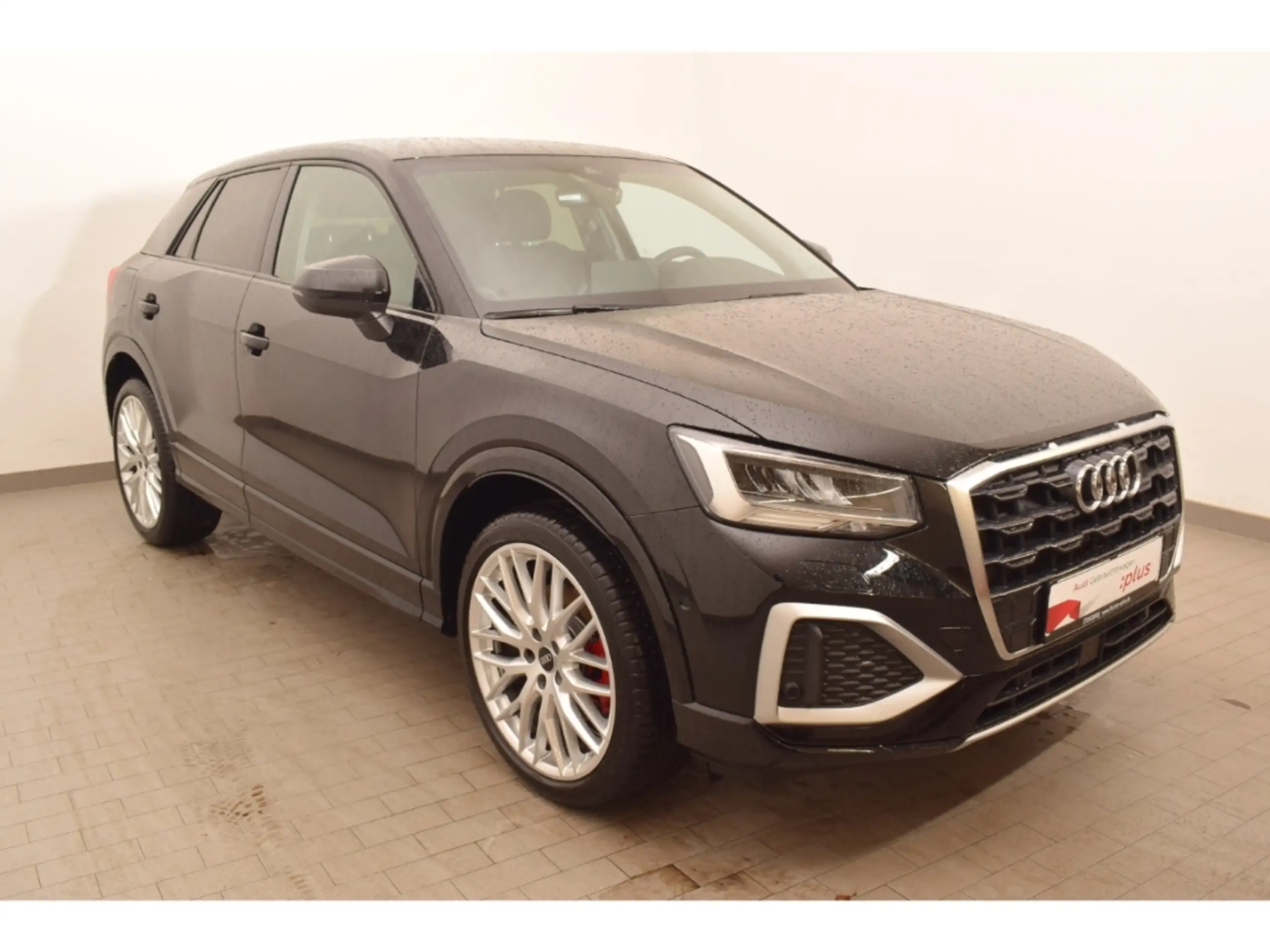 Audi - Q2