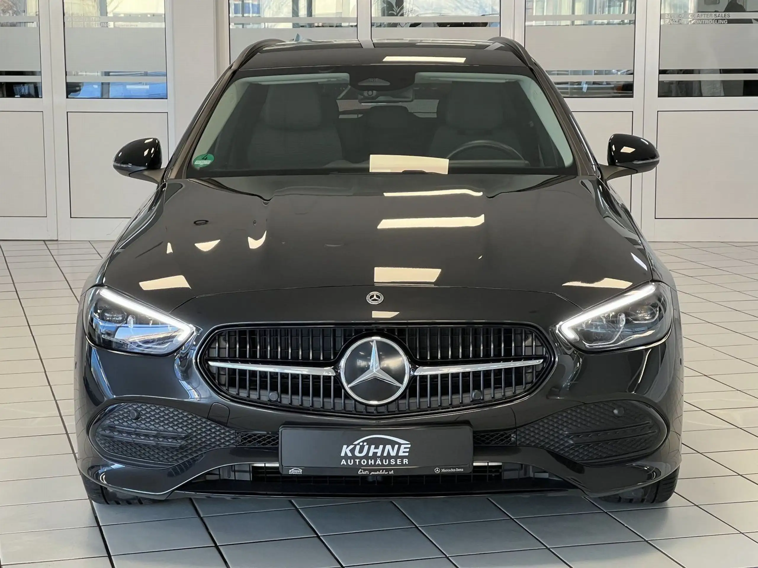 Mercedes-Benz - C 300