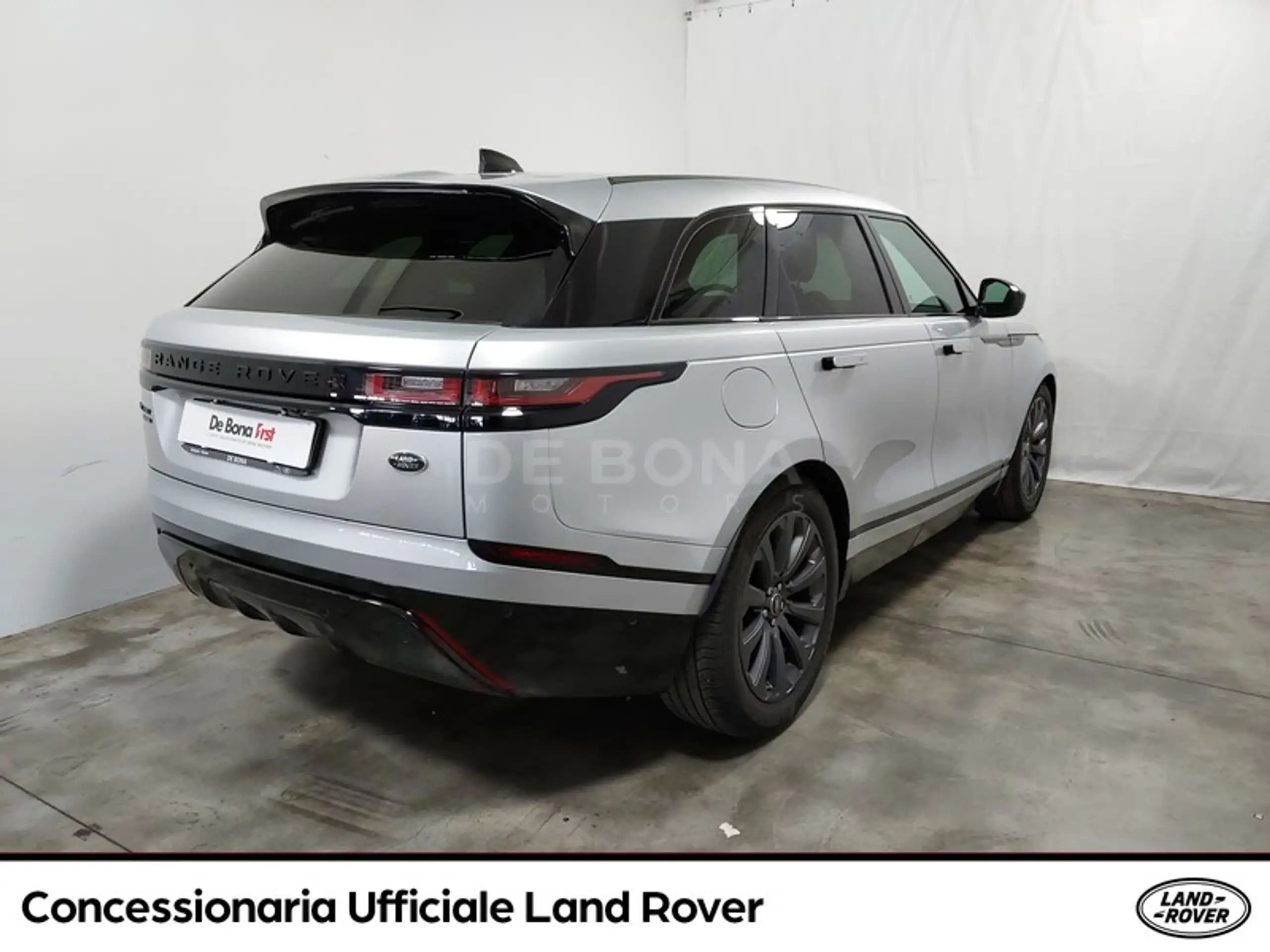 Land Rover - Range Rover Velar