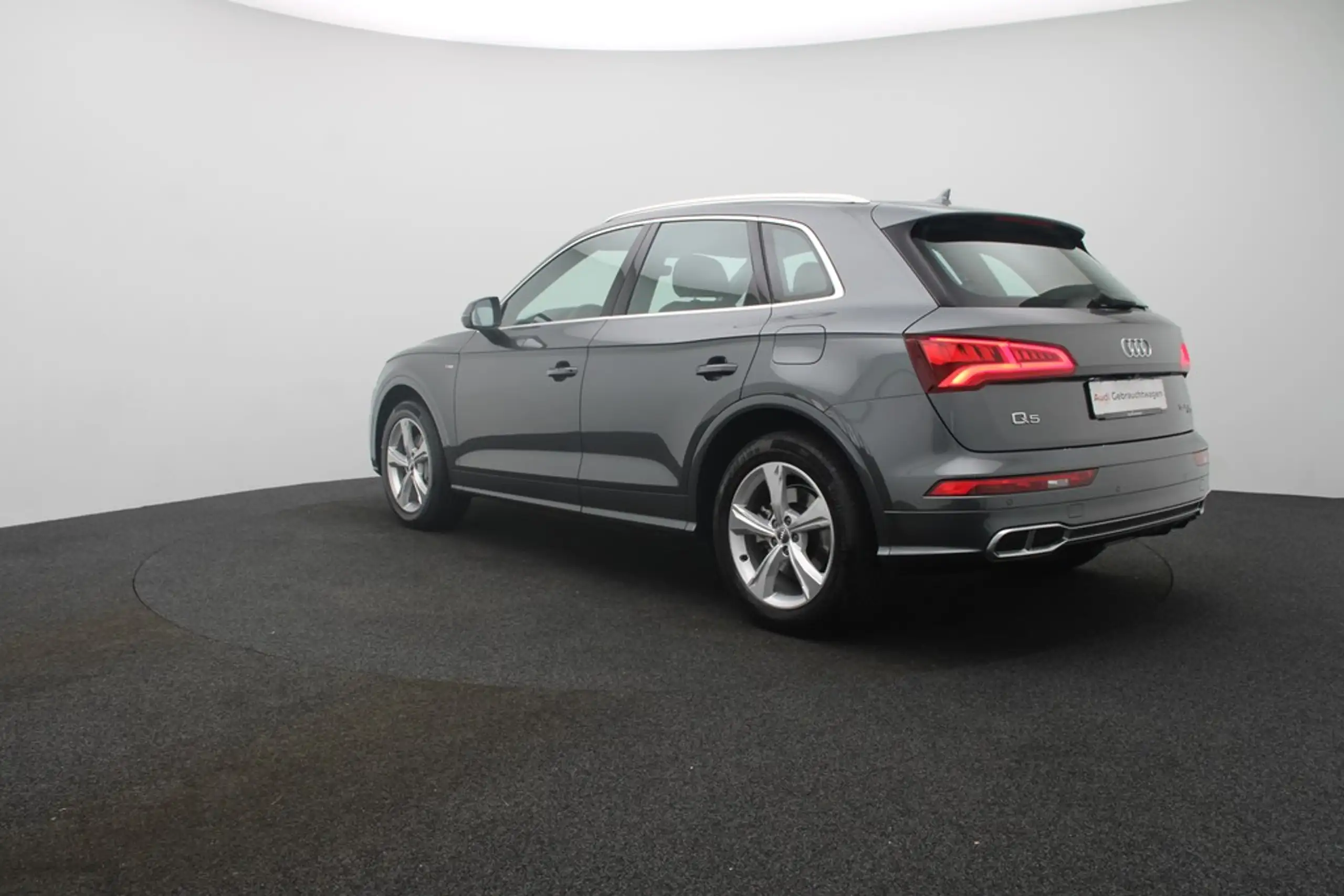 Audi - Q5