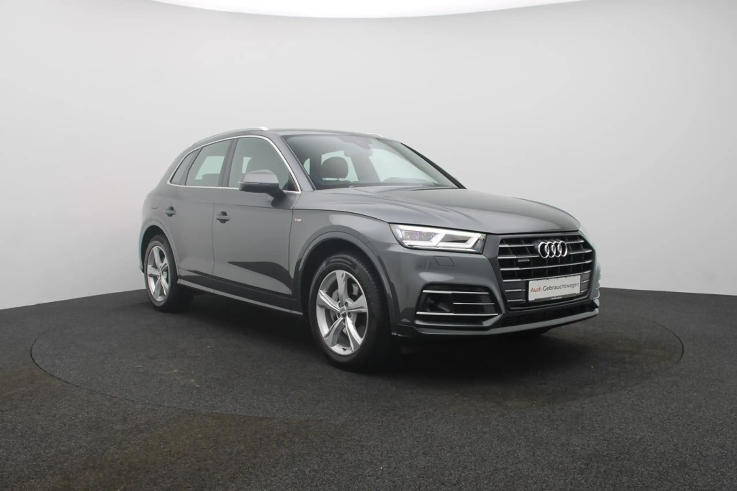 Audi - Q5